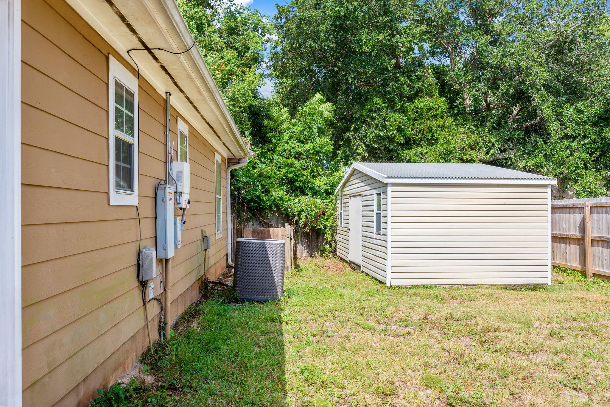 SEASHORE VILLAGE - Residential