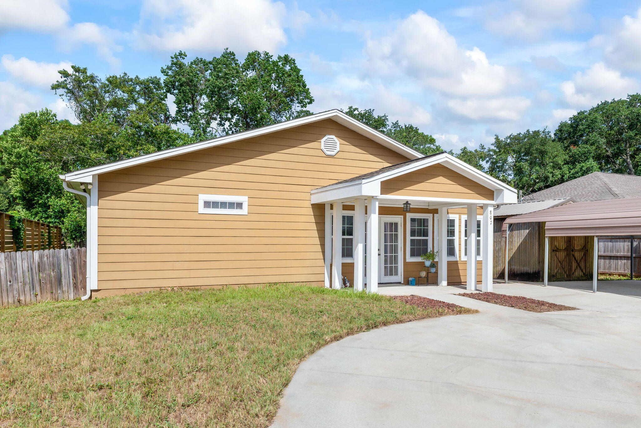 SEASHORE VILLAGE - Residential