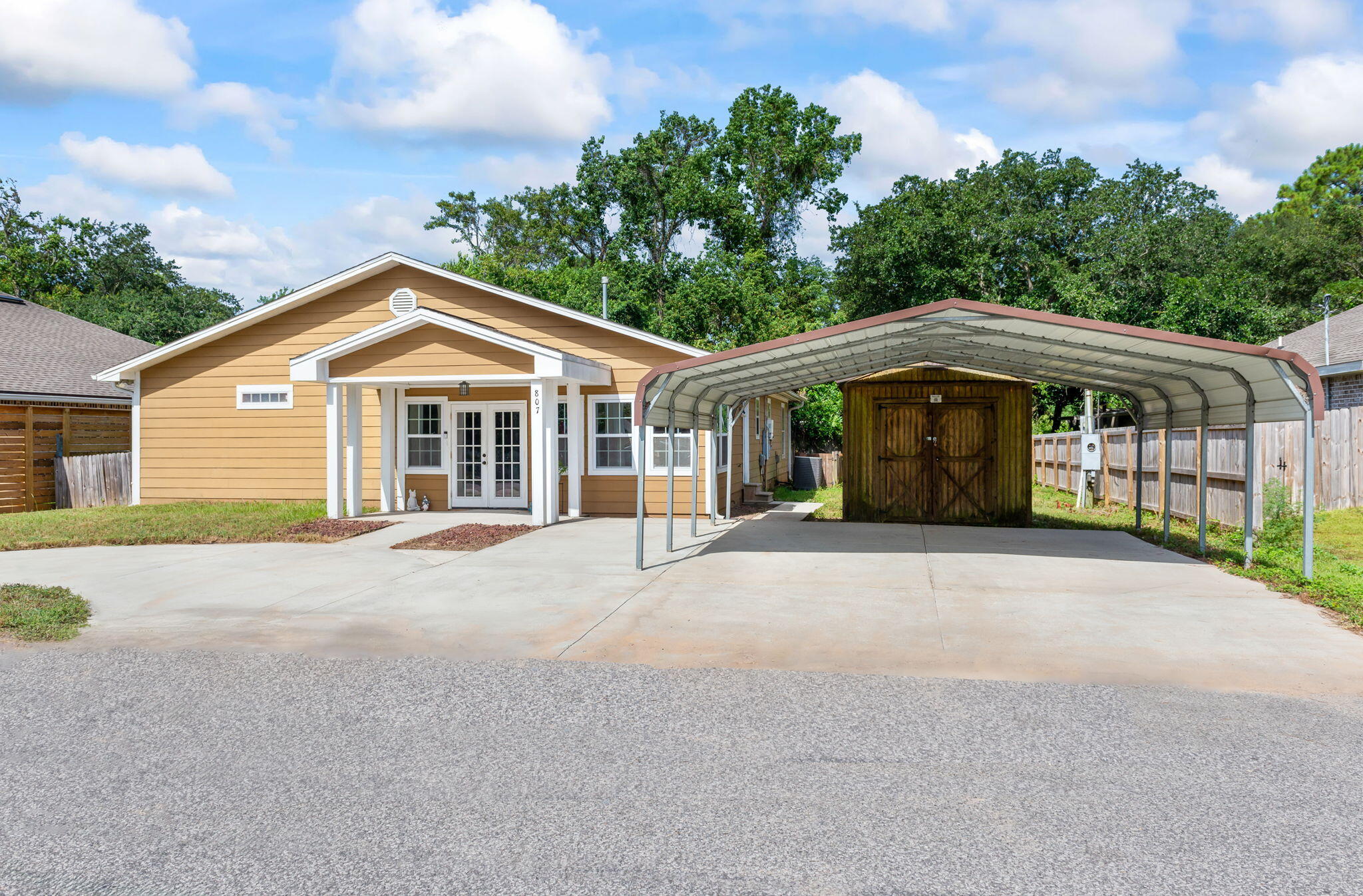 SEASHORE VILLAGE - Residential