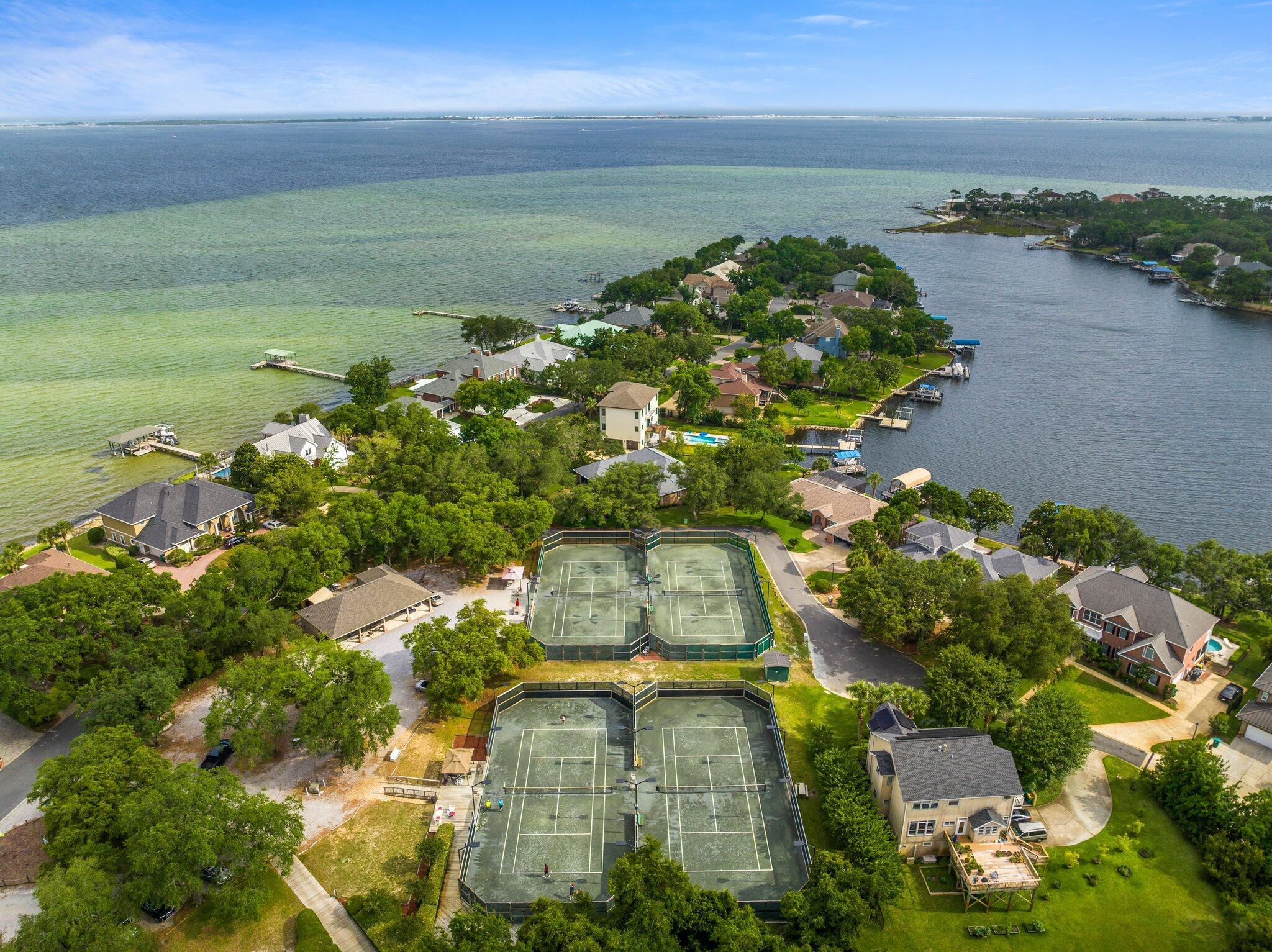 LINKS AT SHALIMAR POINTE - Residential