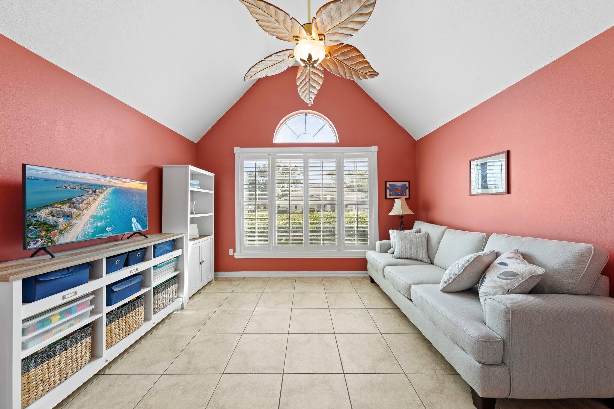 LINKS AT SHALIMAR POINTE - Residential