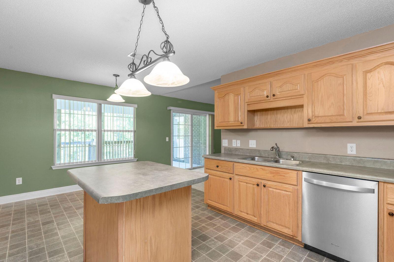 FOX VALLEY PH I - Residential