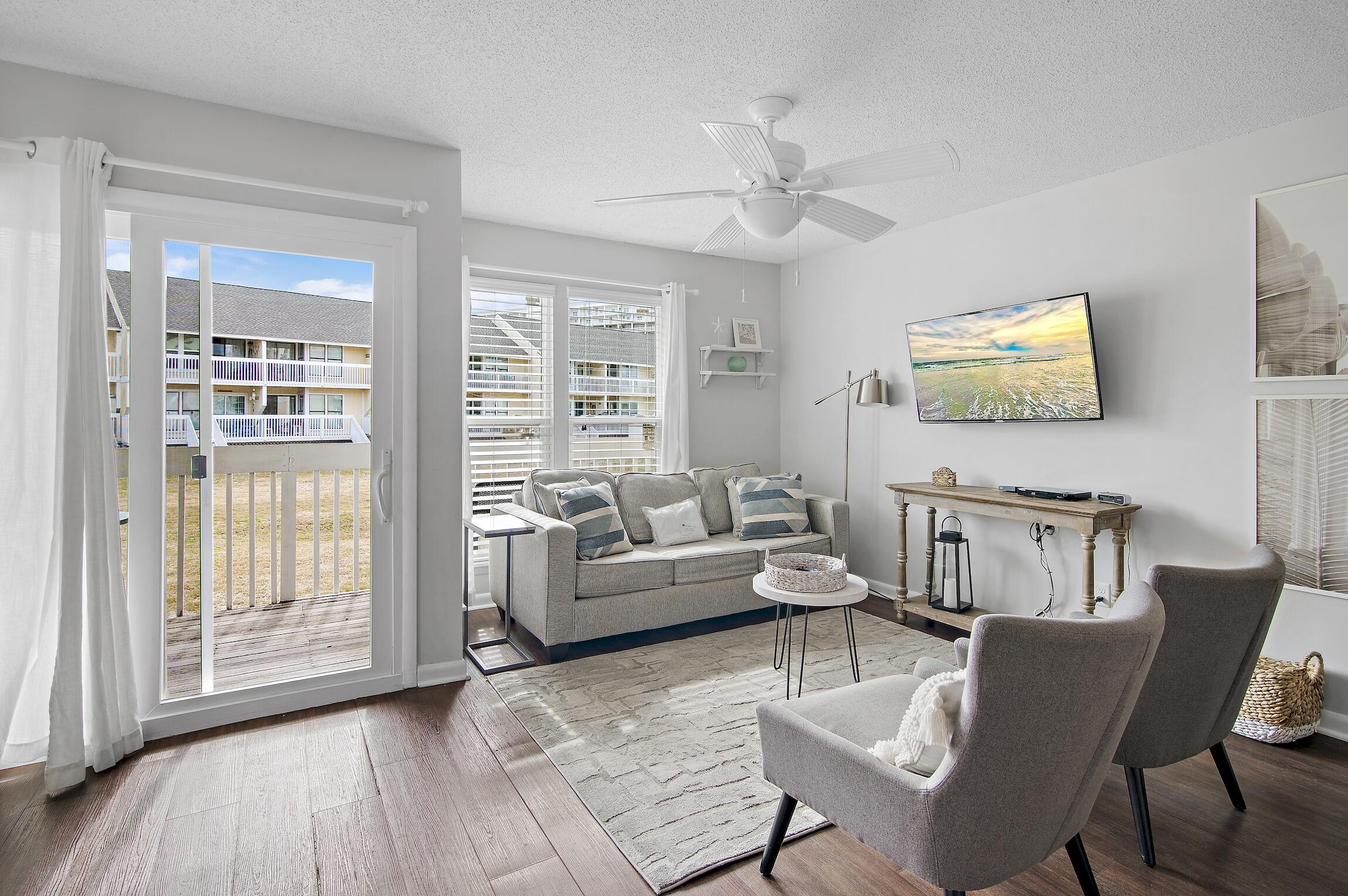 This studio unit located in Sandpiper Cove enjoys a prime location across the street from the beach ... right at the pedestrian-controlled traffic signal to cross Gulf Shore Drive ... Sandpiper Cove has 5 pools (2 heated, 1 with 3 hot tubs), 9-hole pitch-and-putt golf course, 6 tennis courts, excellent boat ramp, alongside docks on 1000-ft canal, marina with boat slips for lease. Ducks. On-Site fine dining at Louisiana Lagniappe restaurant. and full-menu seasonal snack bar in beach pavilion. This vacation rental studio has freshly remodeled along with new kitchen cabinets and counter tops and more.... Truly a must see!