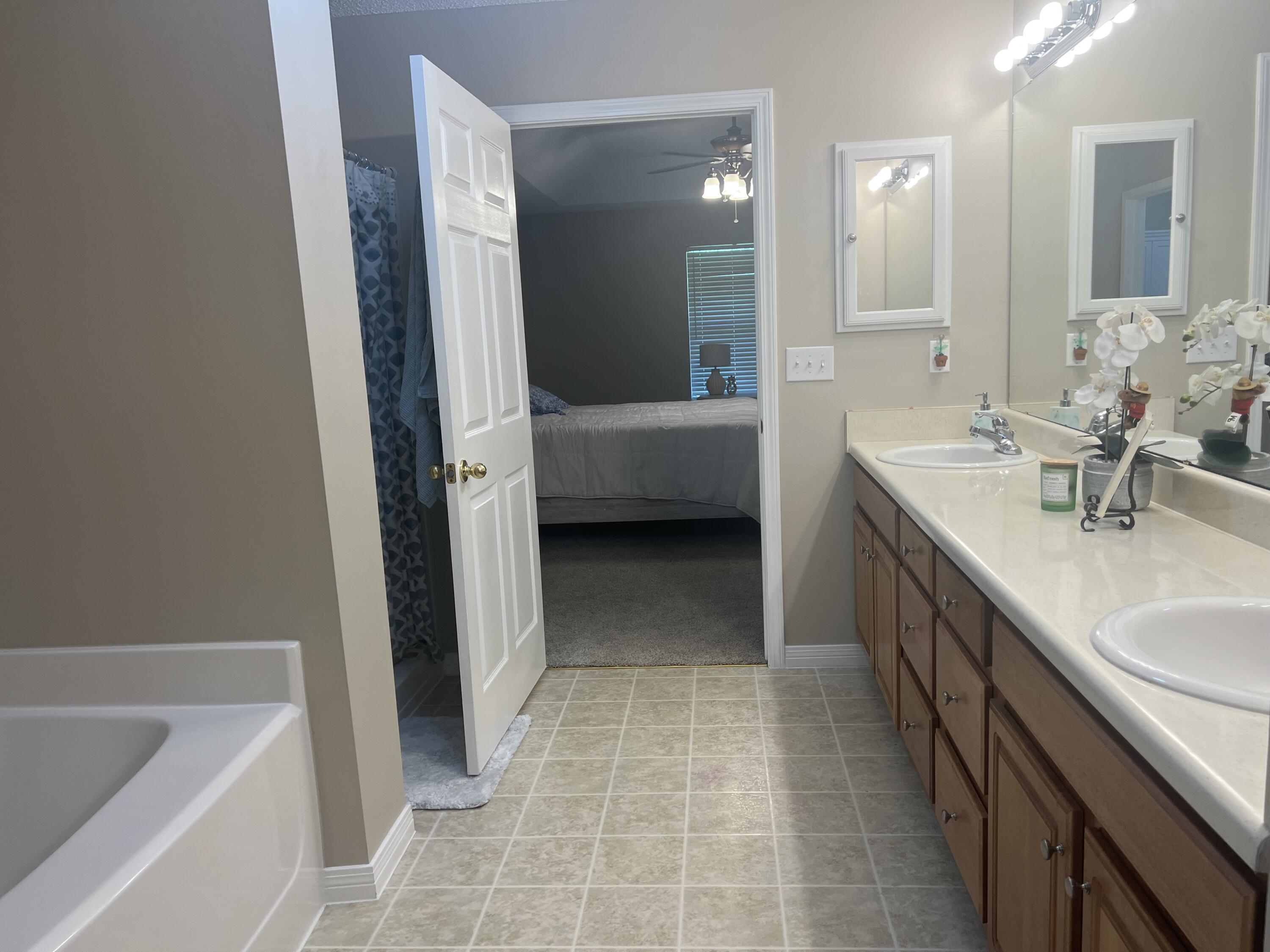 OLD BETHEL ESTATES PH II - Residential Lease