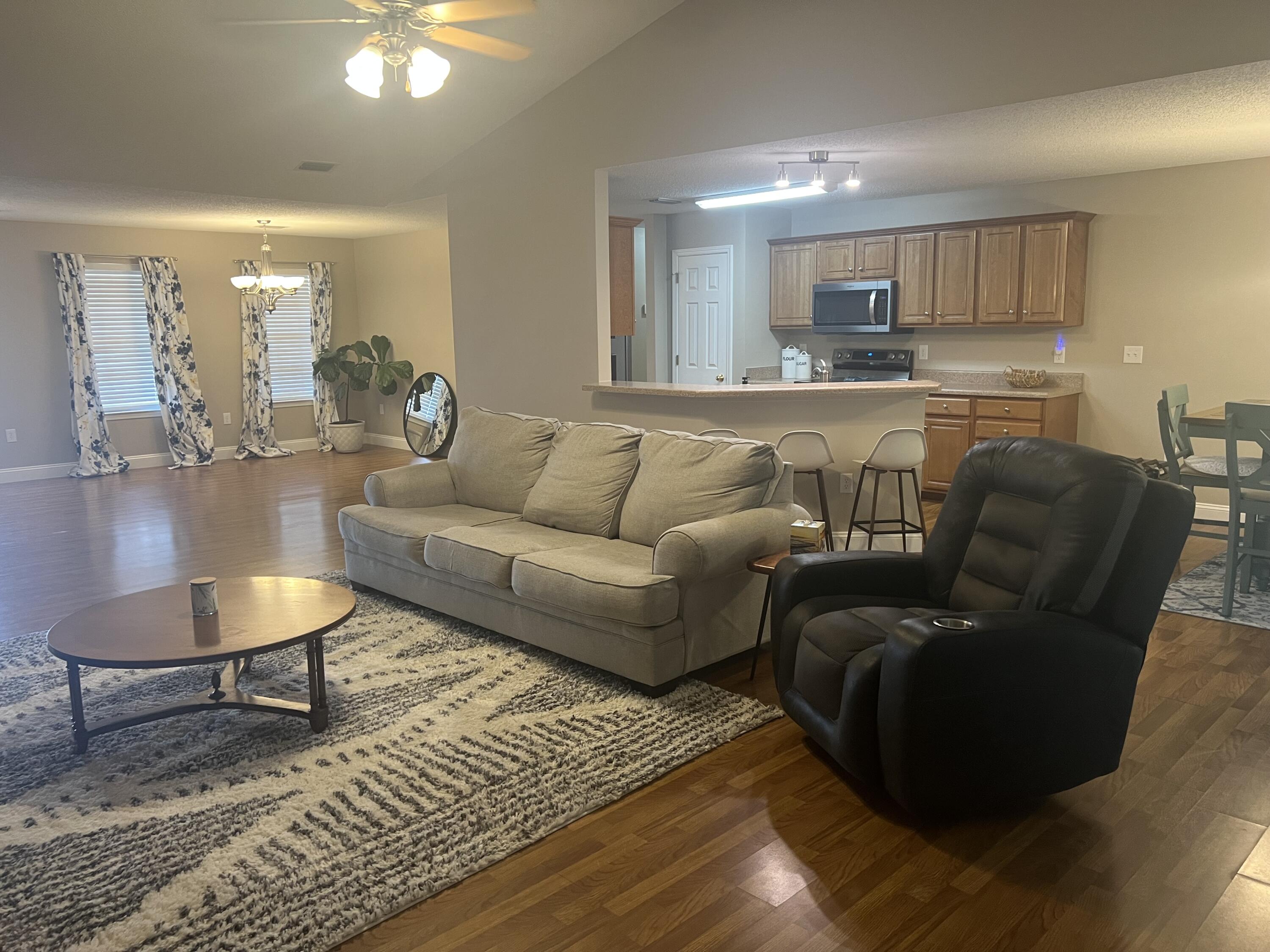 OLD BETHEL ESTATES PH II - Residential Lease