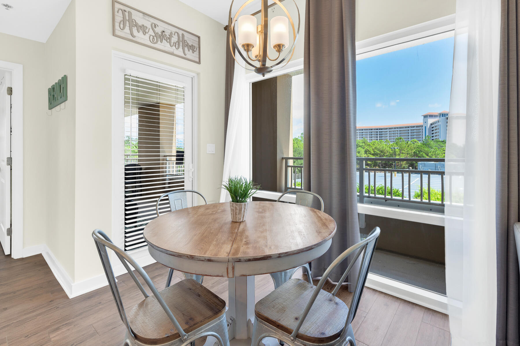 LUAU I - Residential