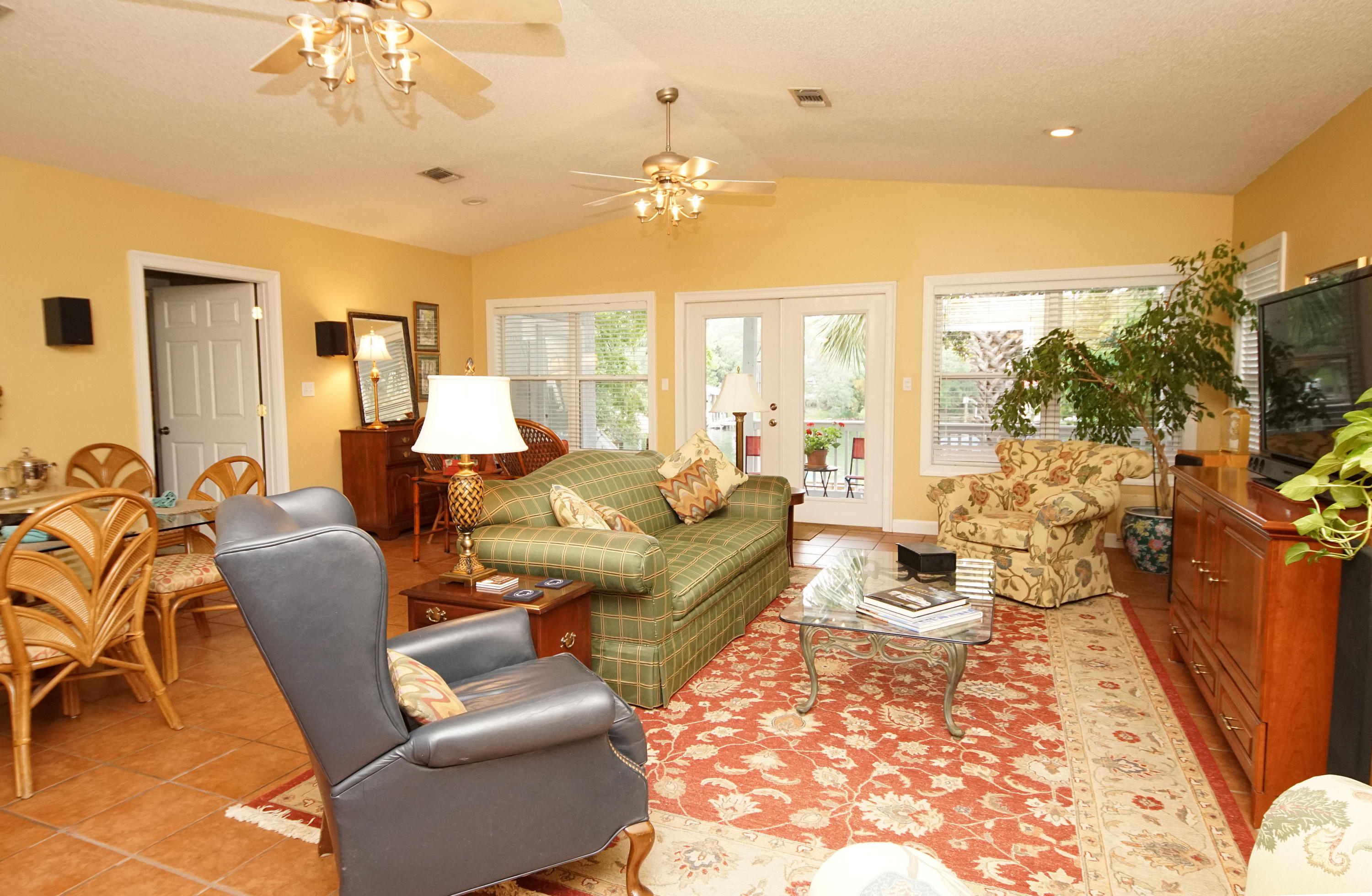 CINCO BAYOU - Residential
