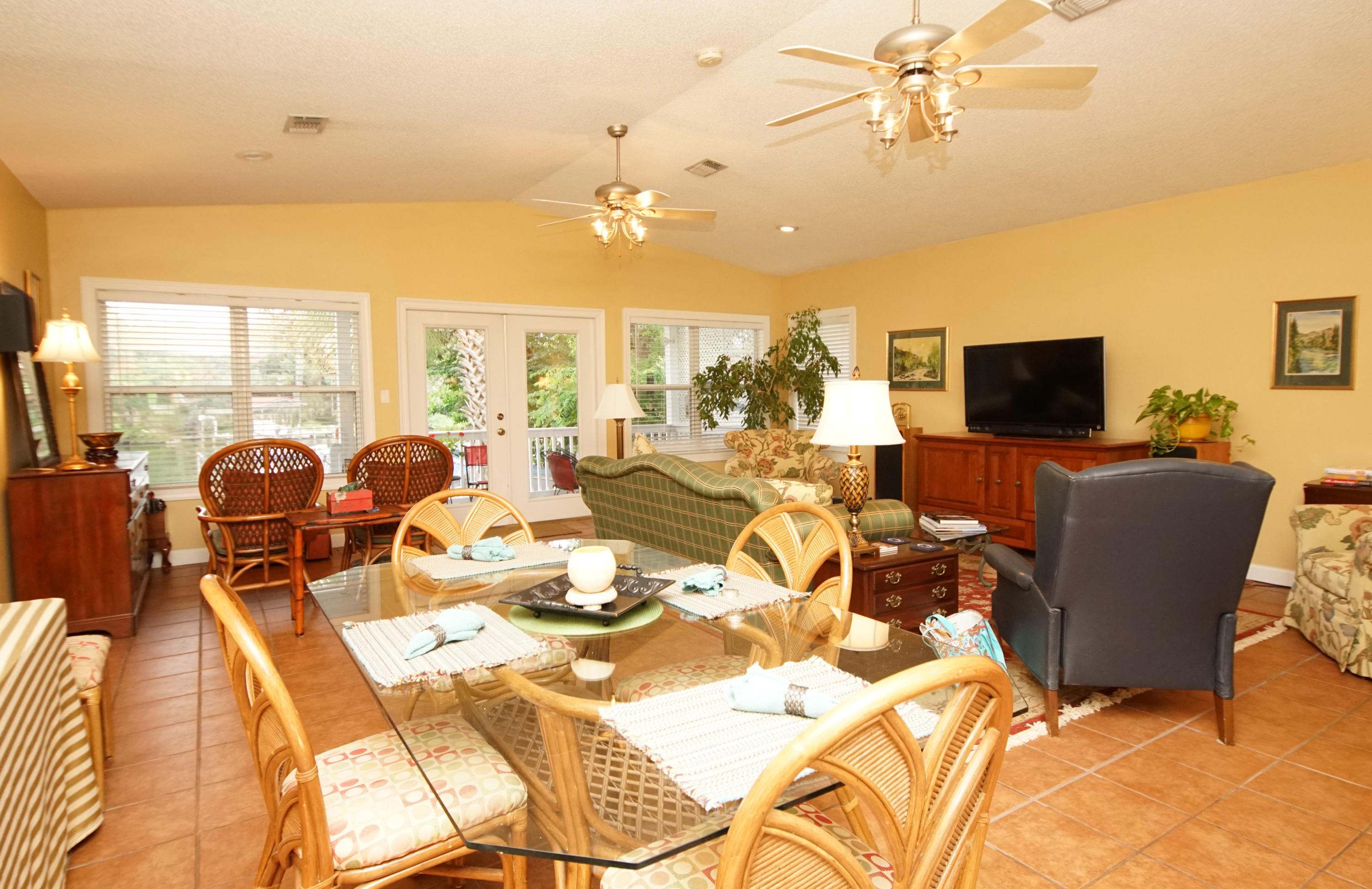CINCO BAYOU - Residential