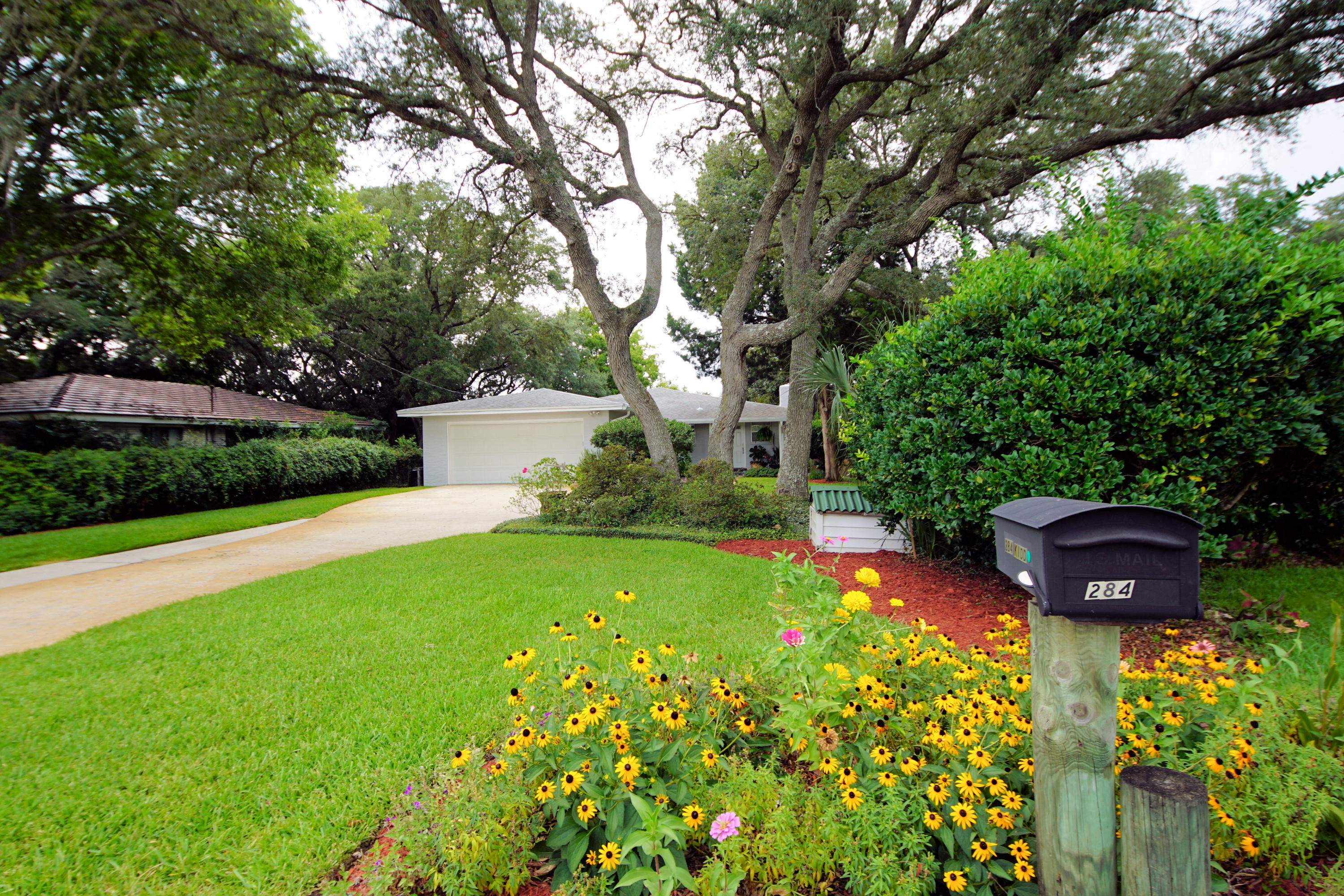 CINCO BAYOU - Residential