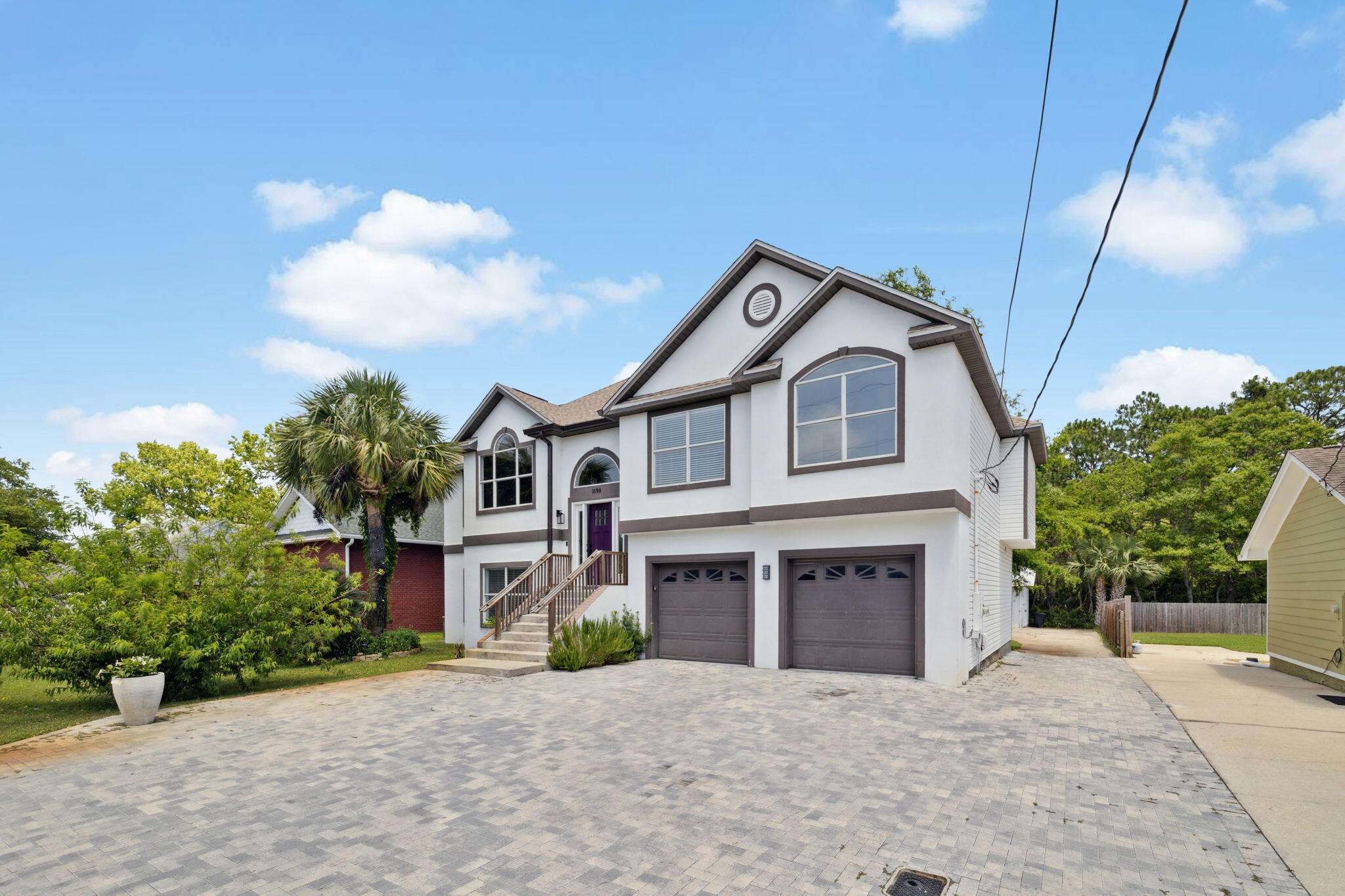 BAYVIEW MANOR 1ST ADDLOT 8 BLK A - Residential
