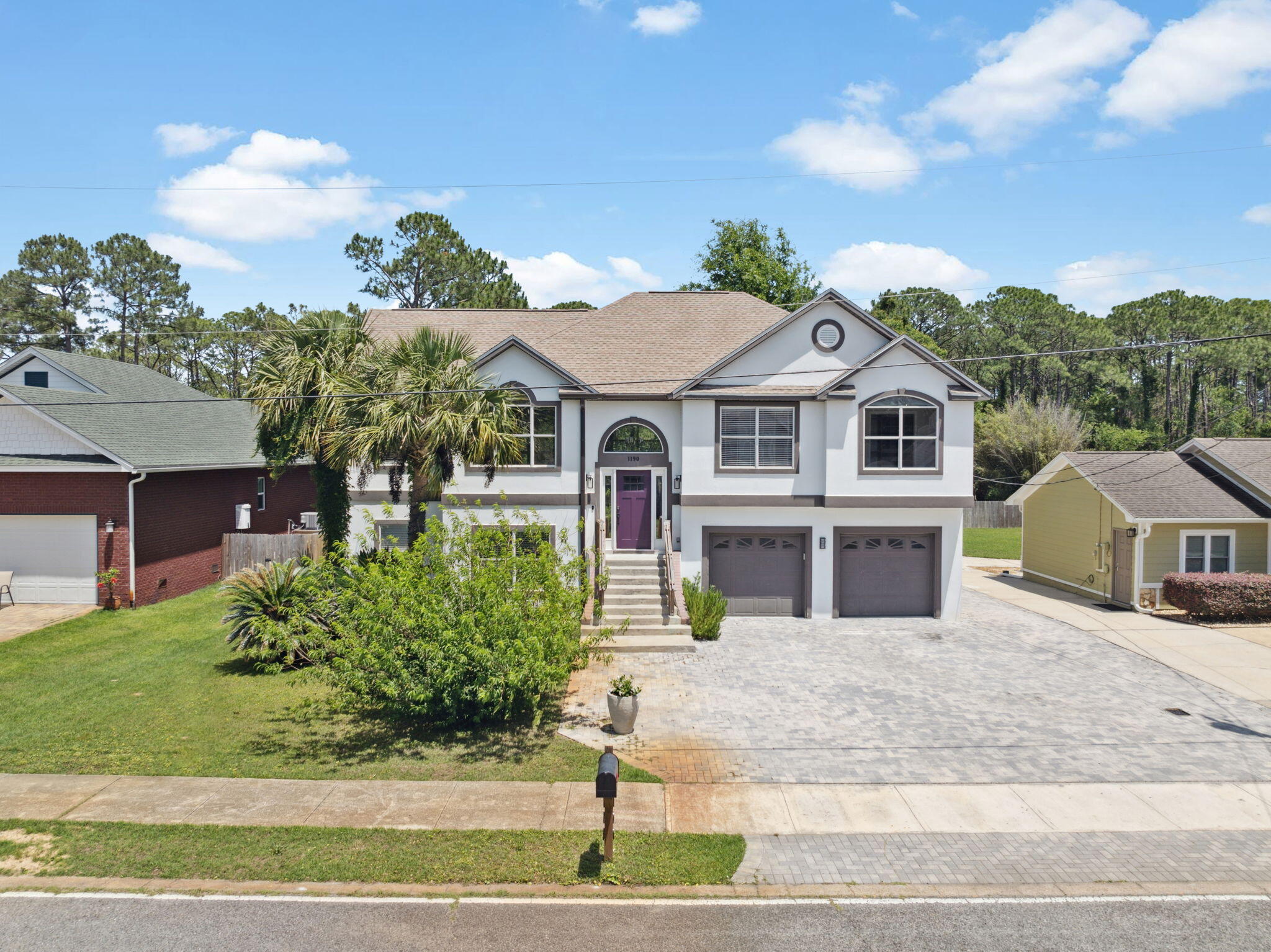 BAYVIEW MANOR 1ST ADDLOT 8 BLK A - Residential