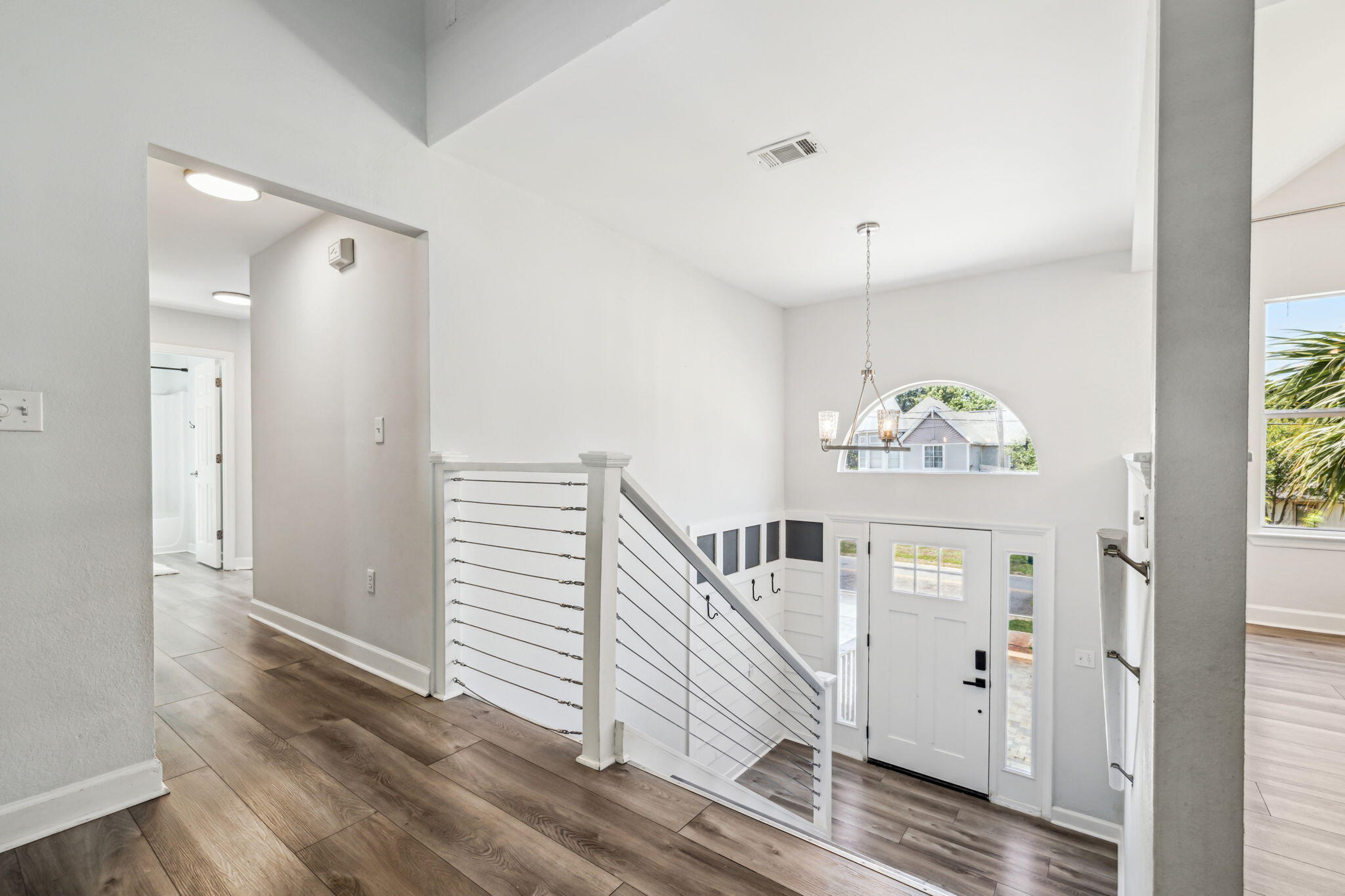 BAYVIEW MANOR 1ST ADDLOT 8 BLK A - Residential