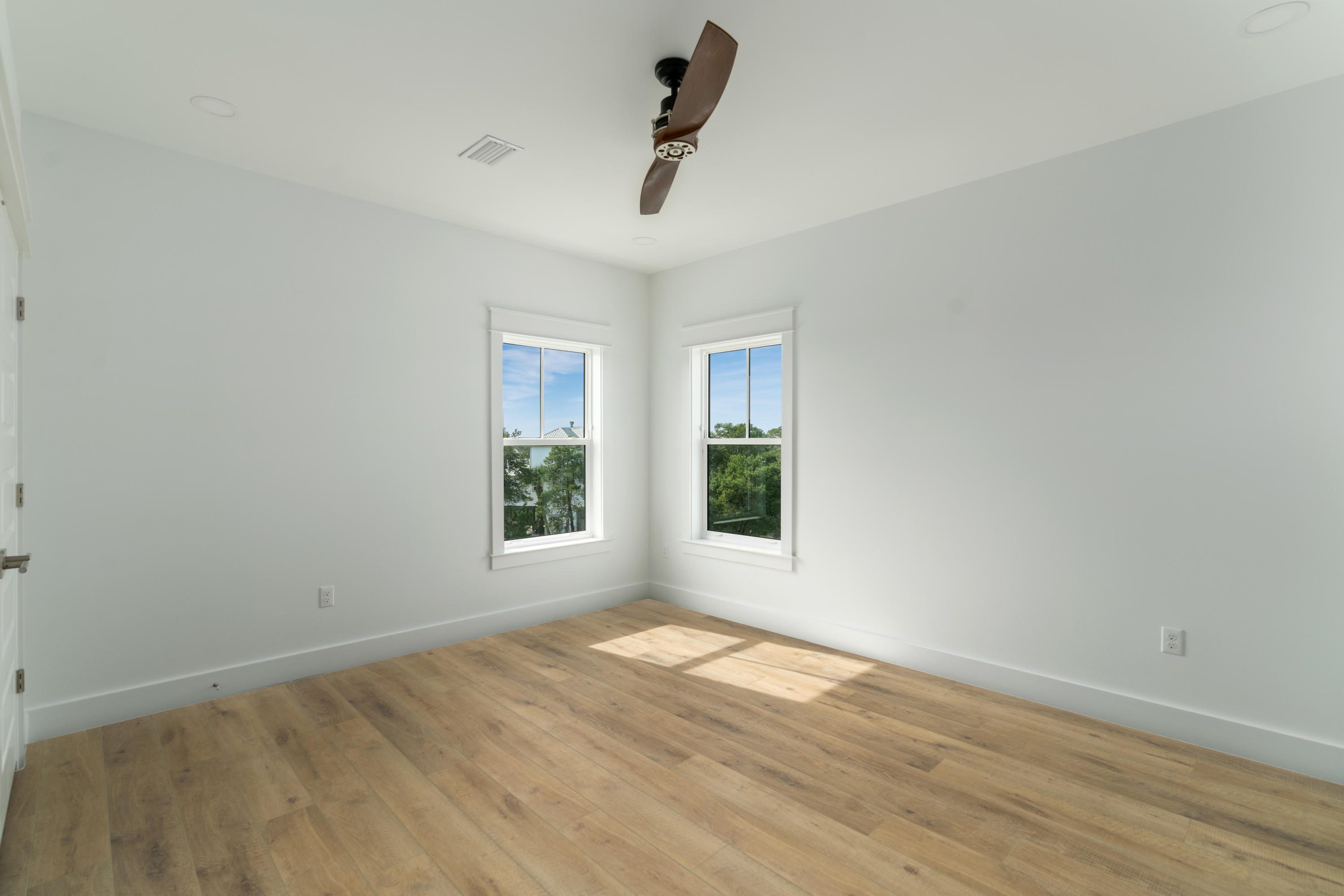 VILLAGE AT BLUE MOUNTAIN BEACH - Residential