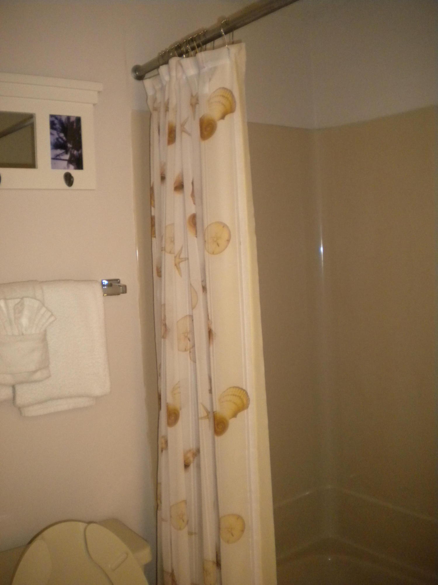 PIRATES BAY PH 1 - Residential