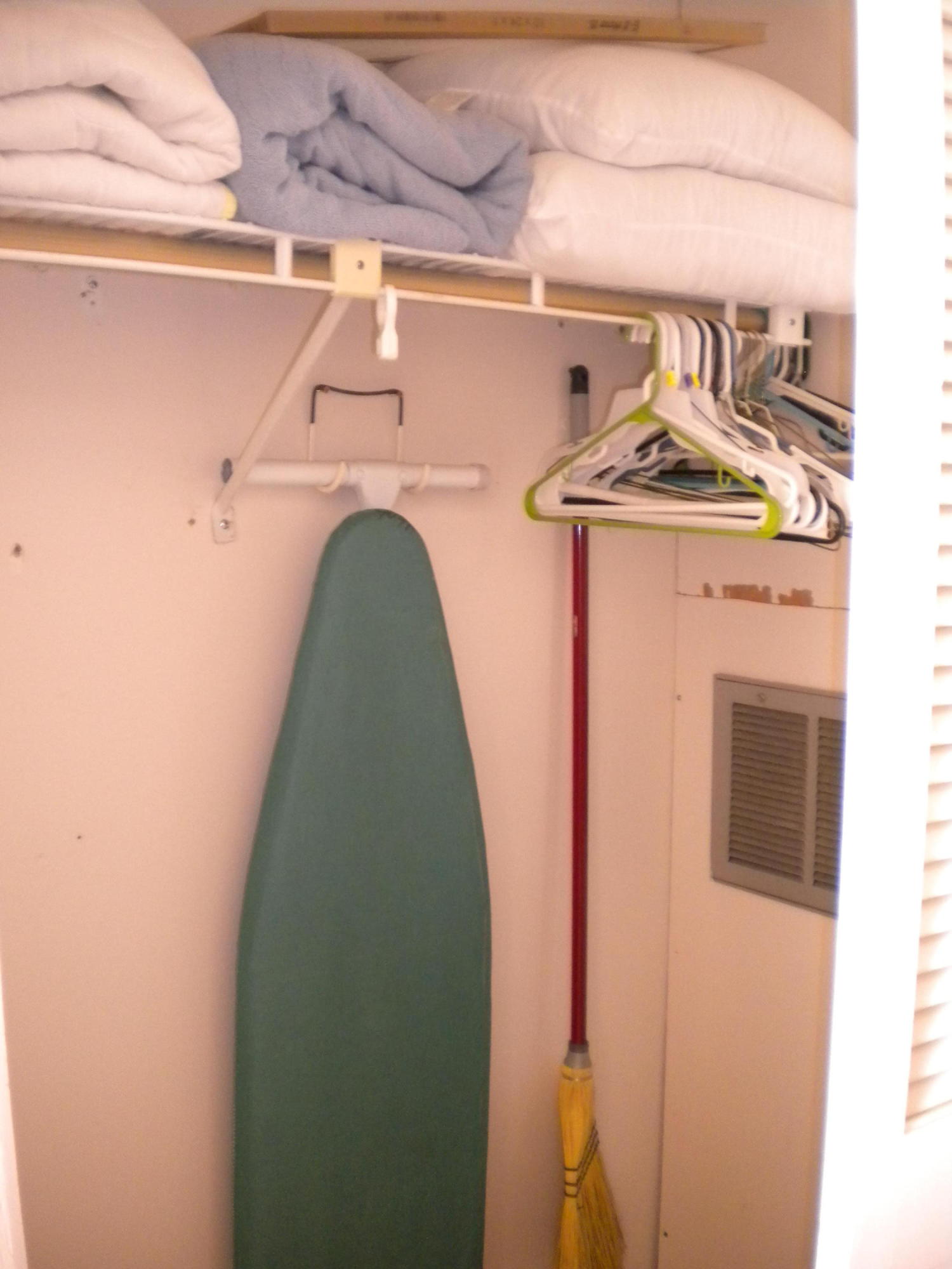 PIRATES BAY PH 1 - Residential