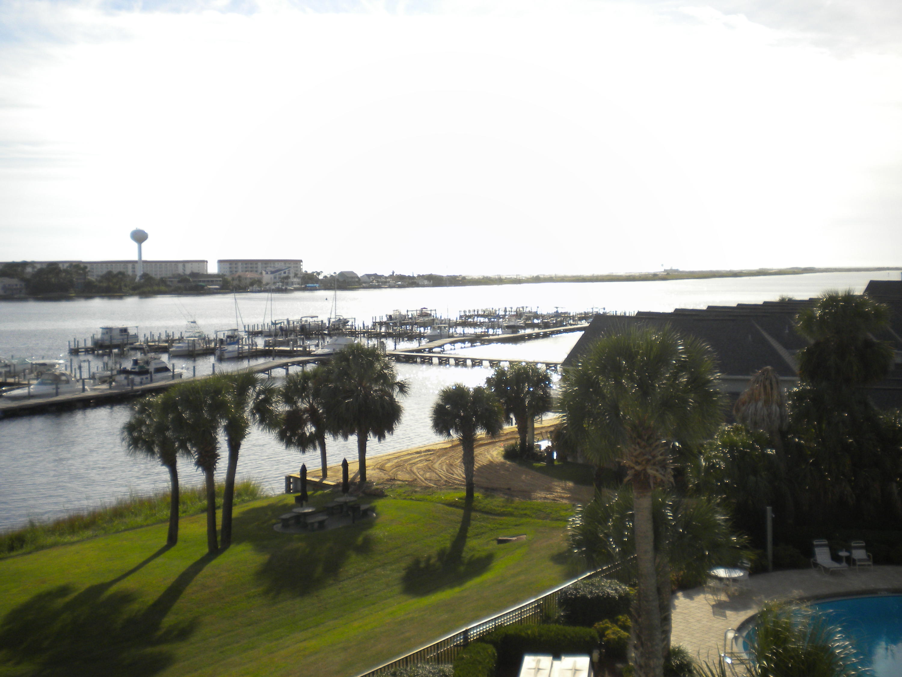 PIRATES BAY PH 1 - Residential