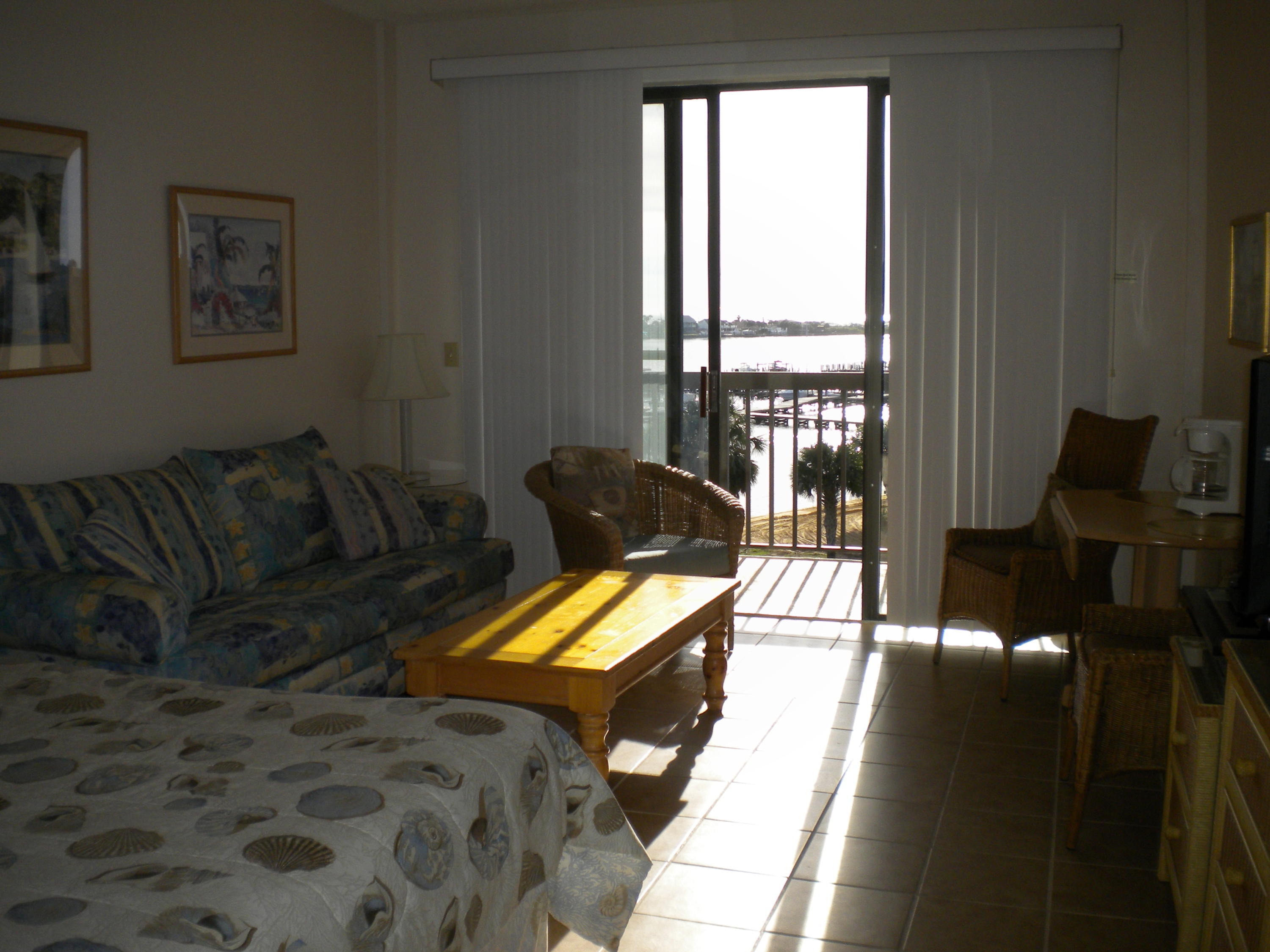 PIRATES BAY PH 1 - Residential