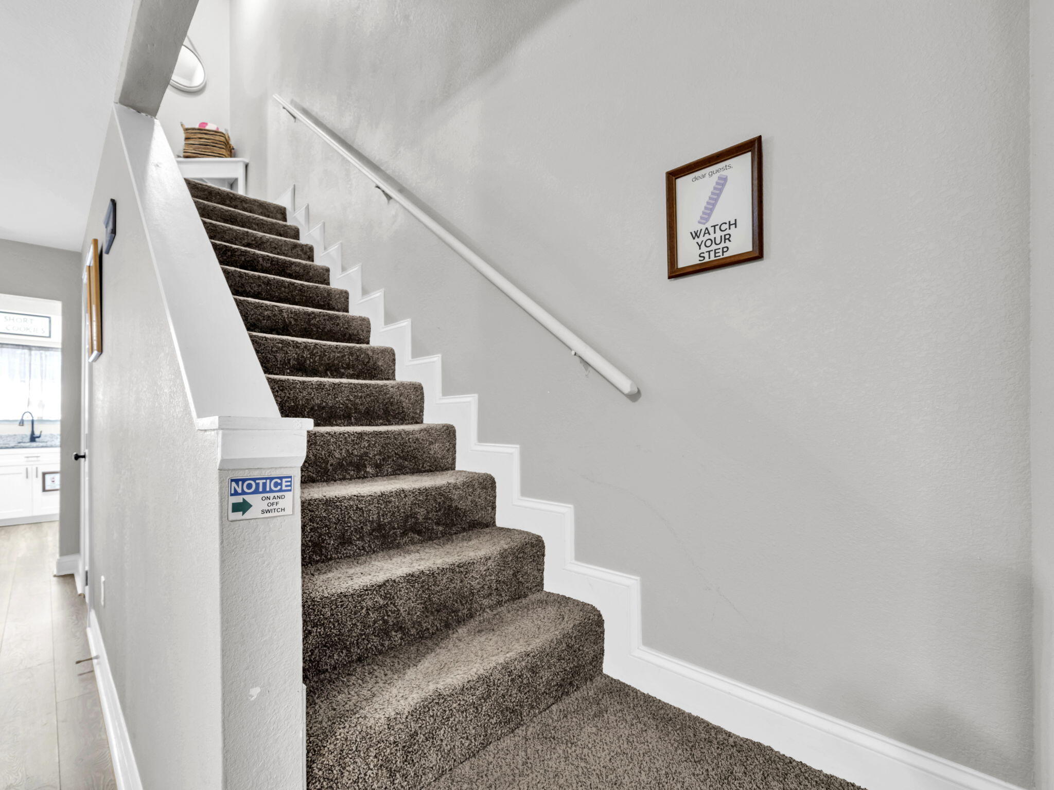 OAK WOOD T/H - Residential