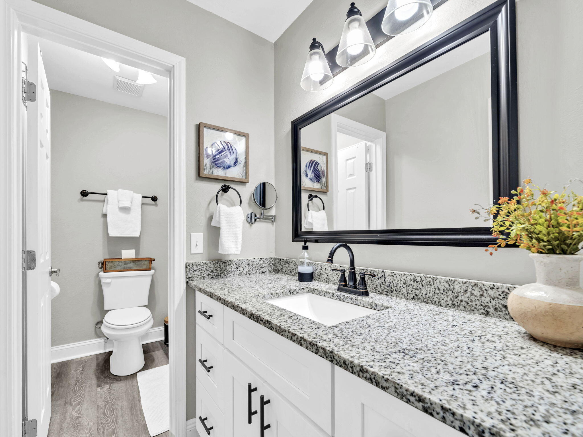 OAK WOOD T/H - Residential