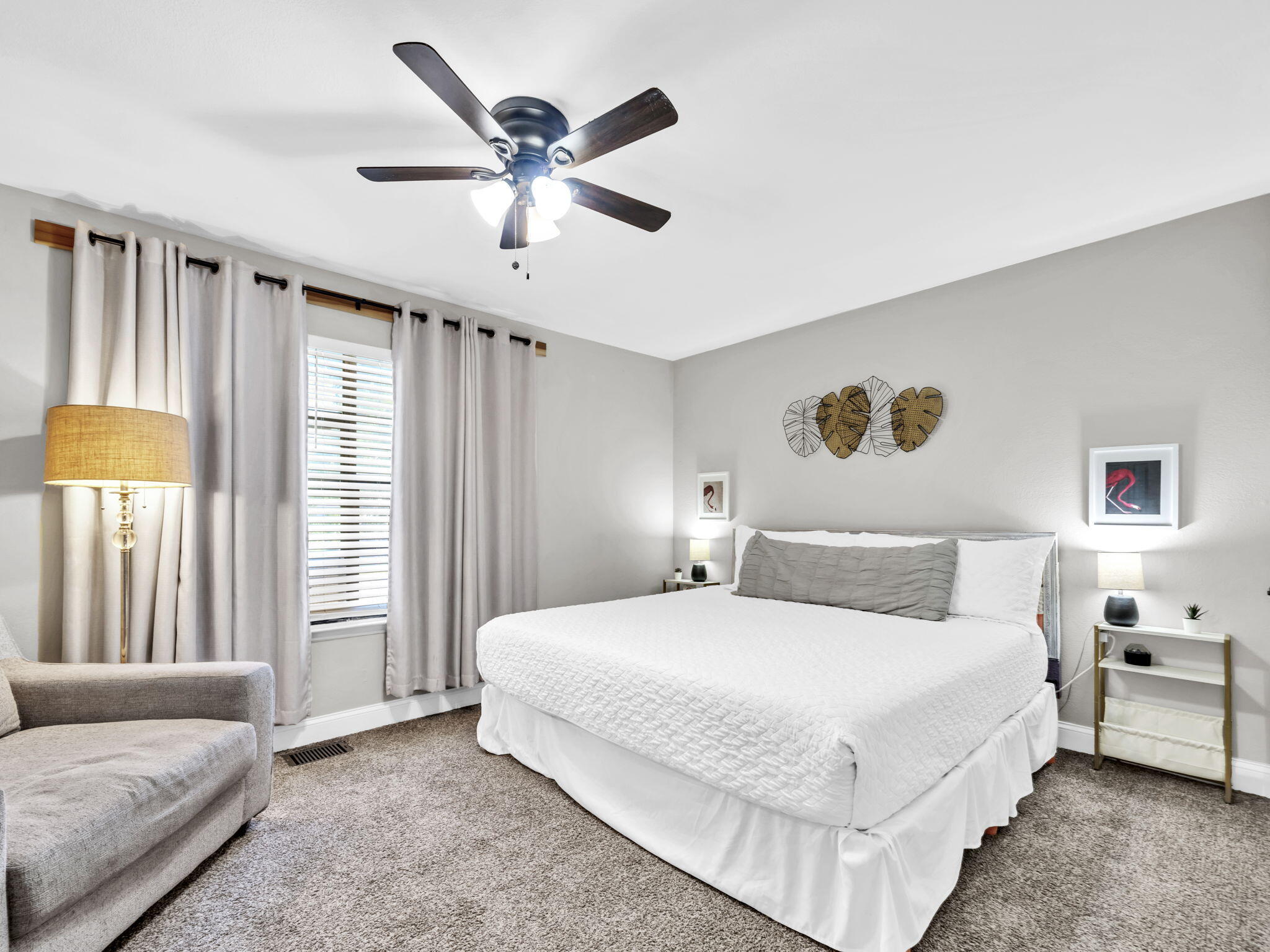 OAK WOOD T/H - Residential