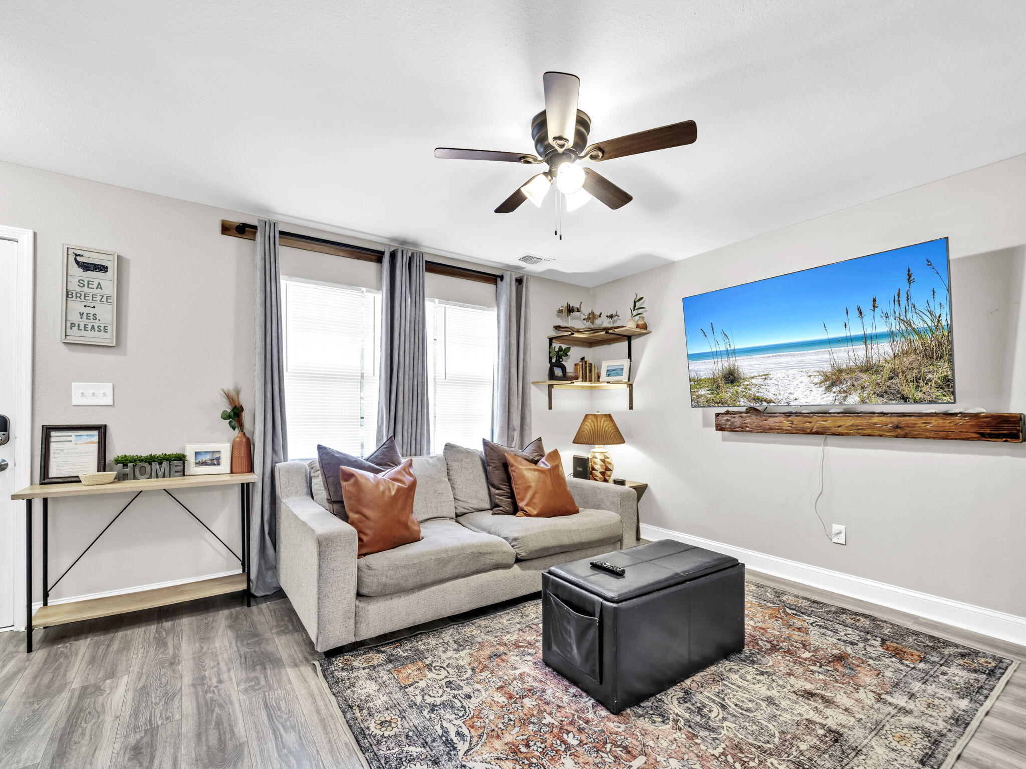 OAK WOOD T/H - Residential