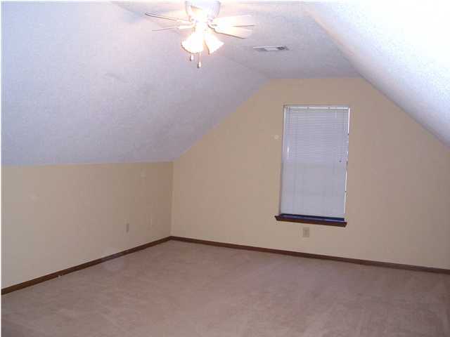 ST ANDREWS EAST BLUEWATER BAY - Residential Lease