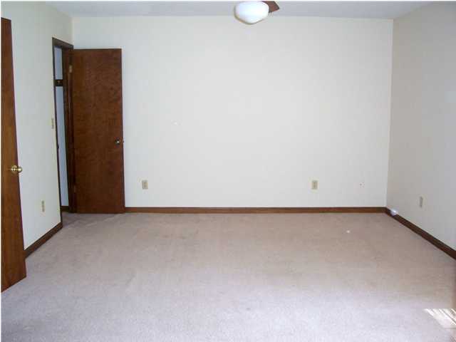 ST ANDREWS EAST BLUEWATER BAY - Residential Lease