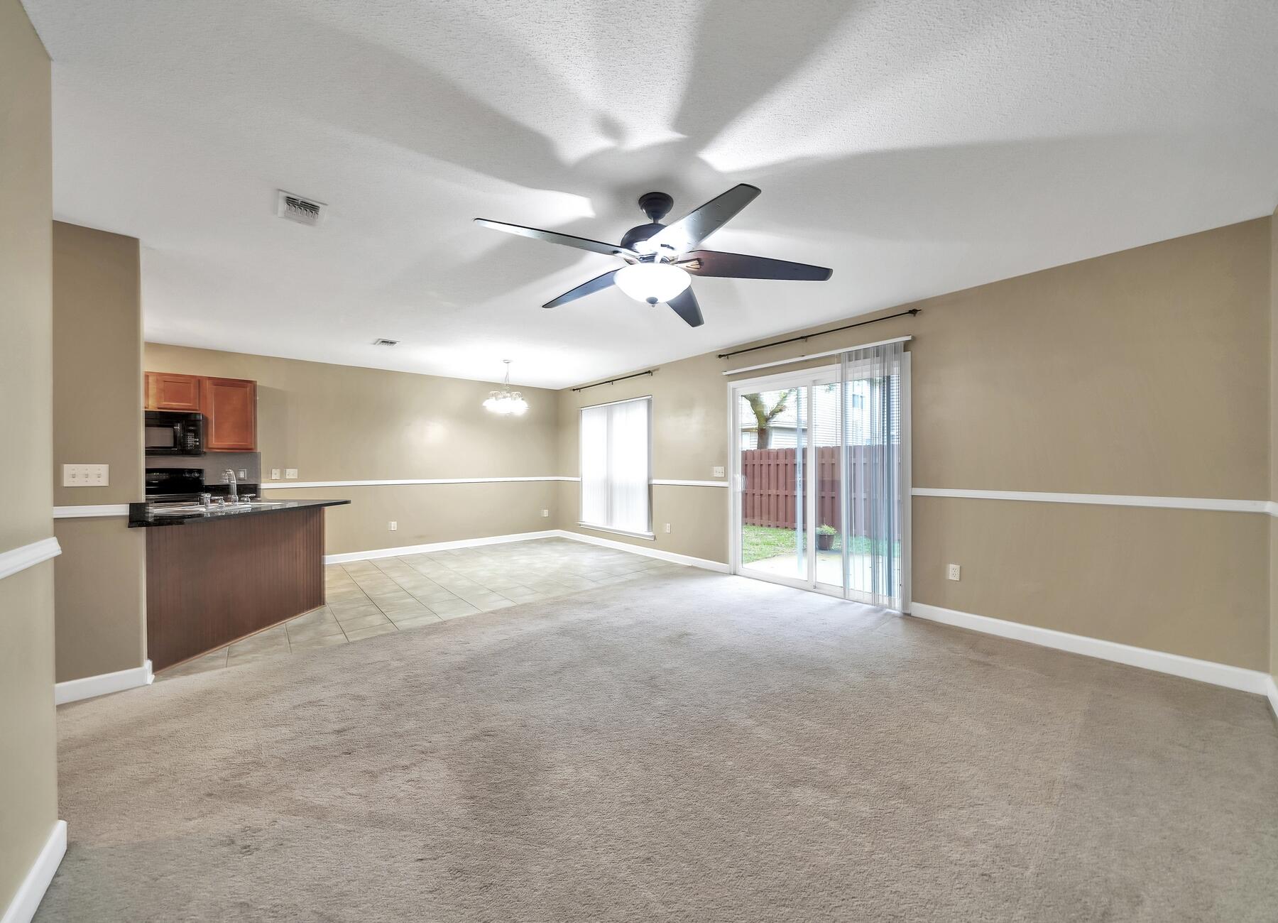 SUMMERWOOD - Residential Lease