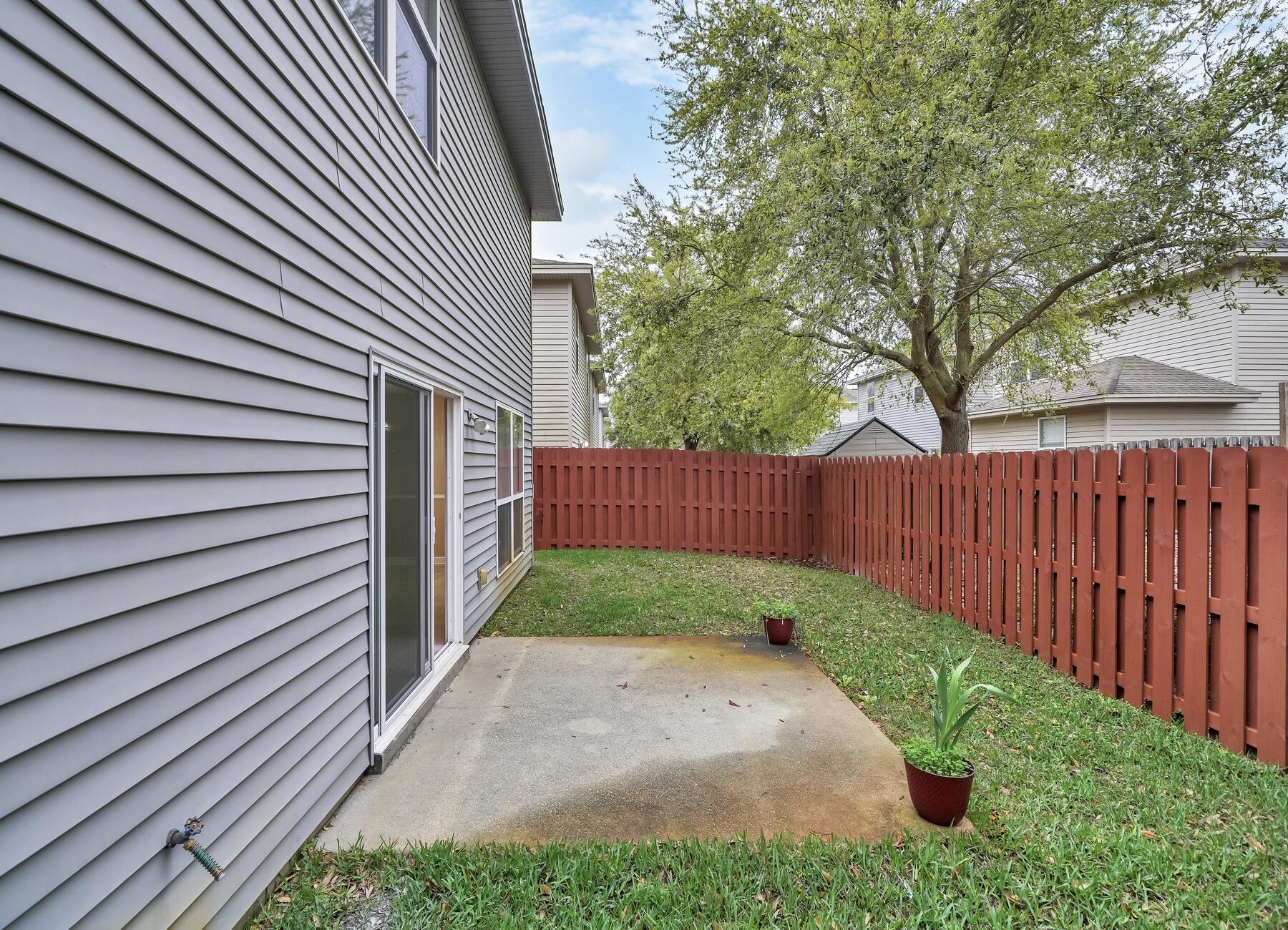 SUMMERWOOD - Residential Lease