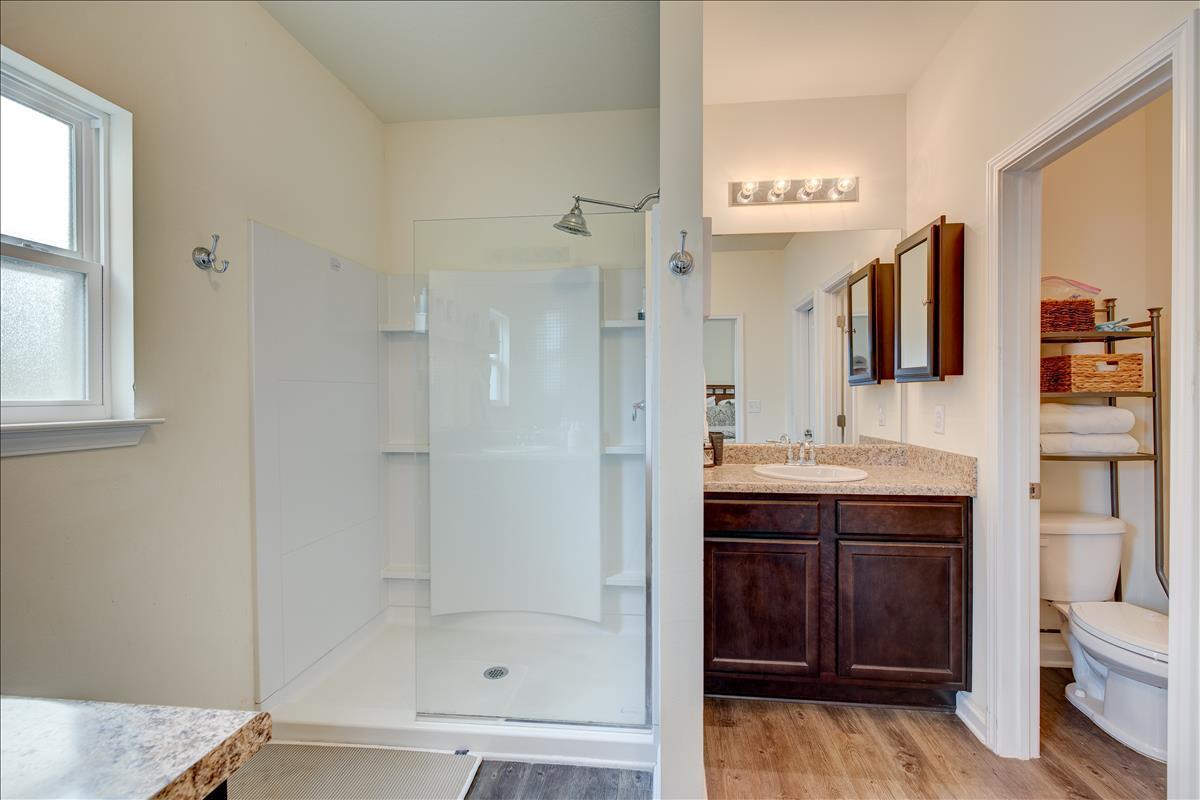 SCHOONER LANDING - Residential