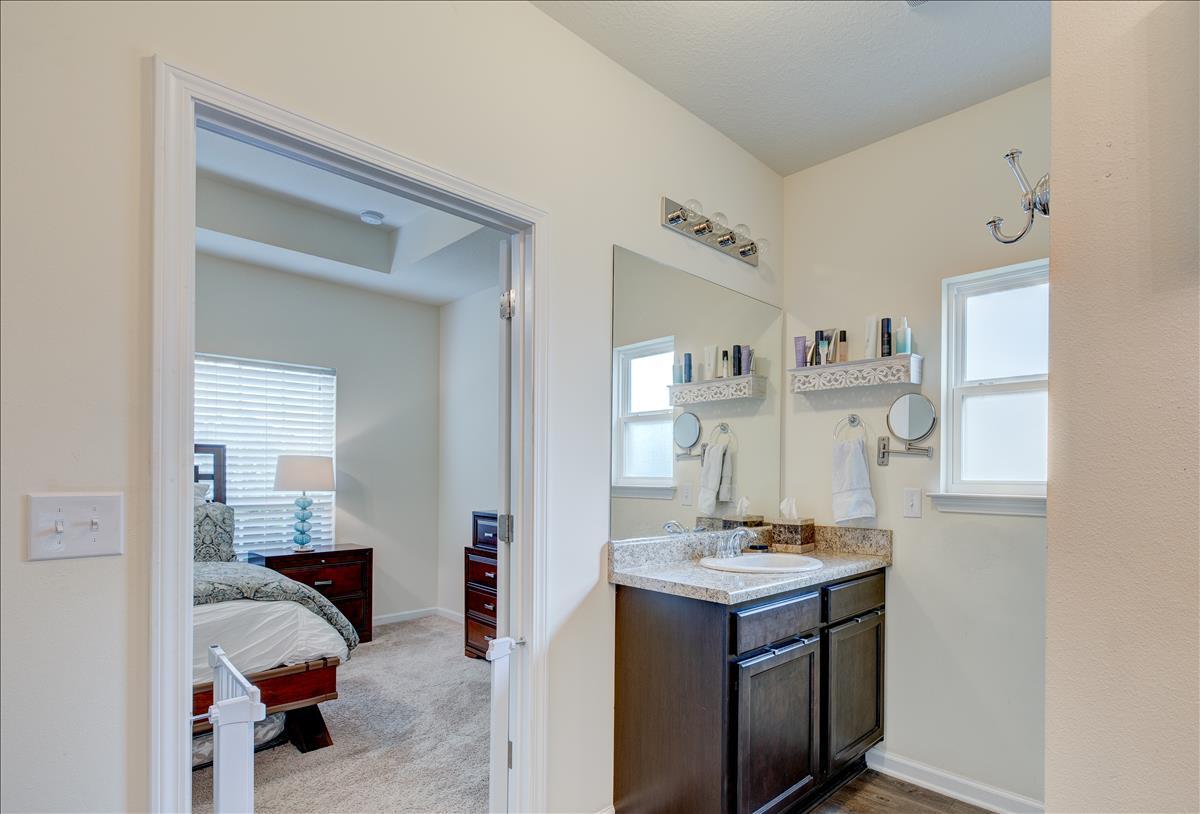 SCHOONER LANDING - Residential