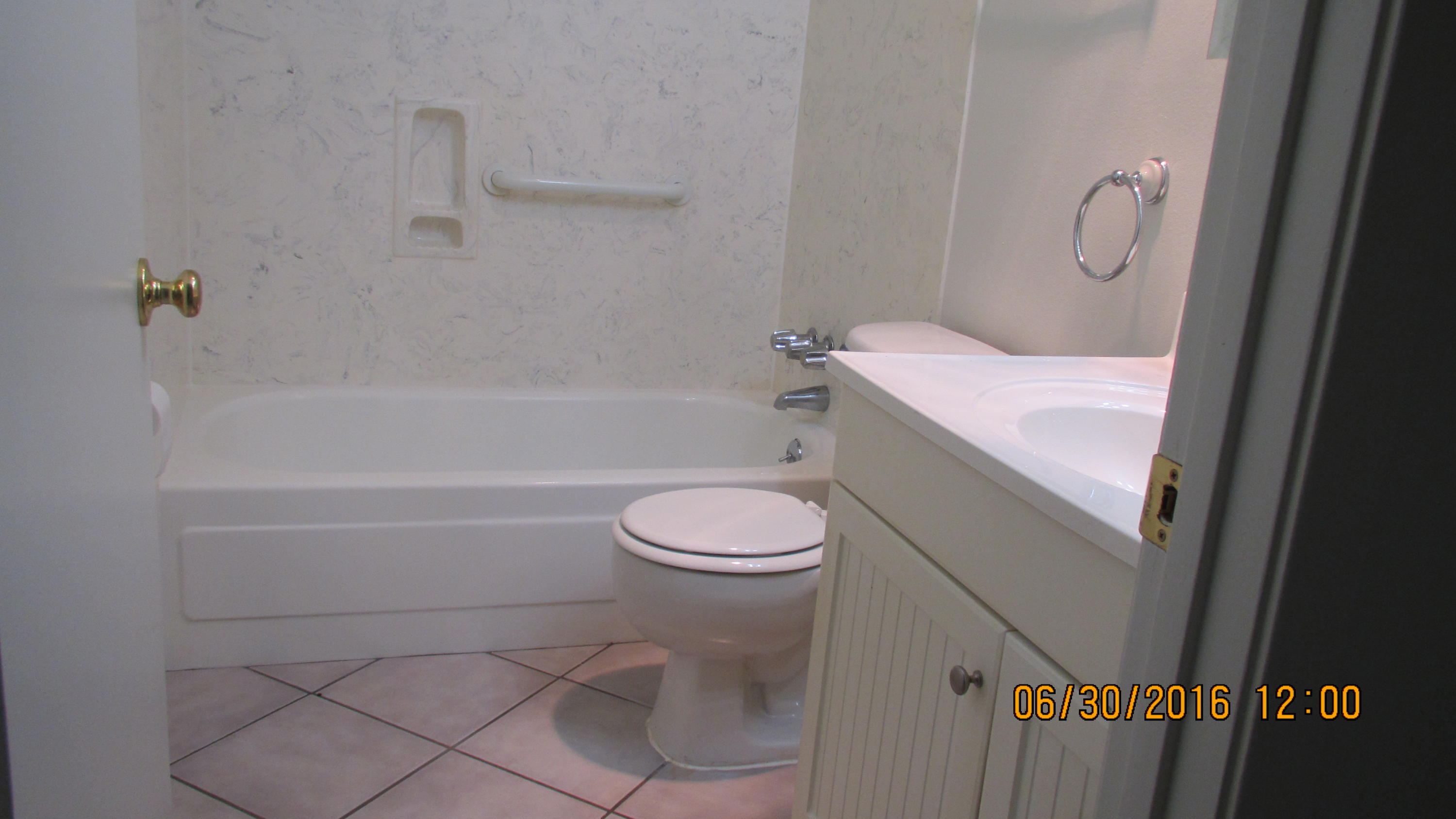 PIER ONE CONDO - Residential Lease