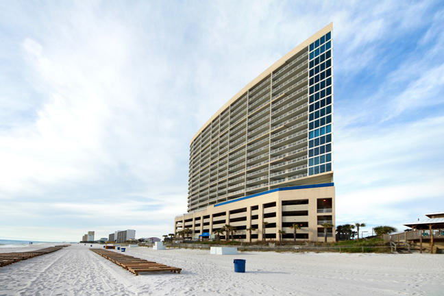 PALAZZO CONDOMINIUM - Residential