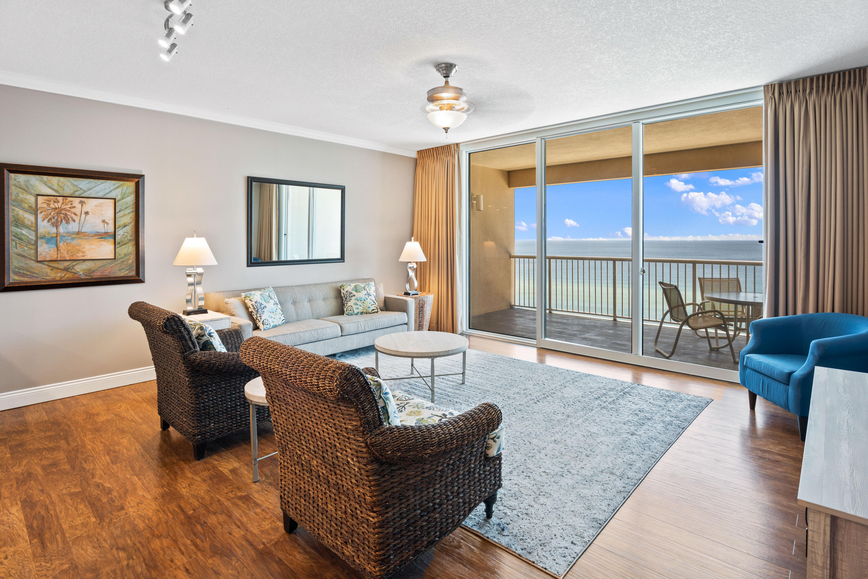 PALAZZO CONDOMINIUM - Residential