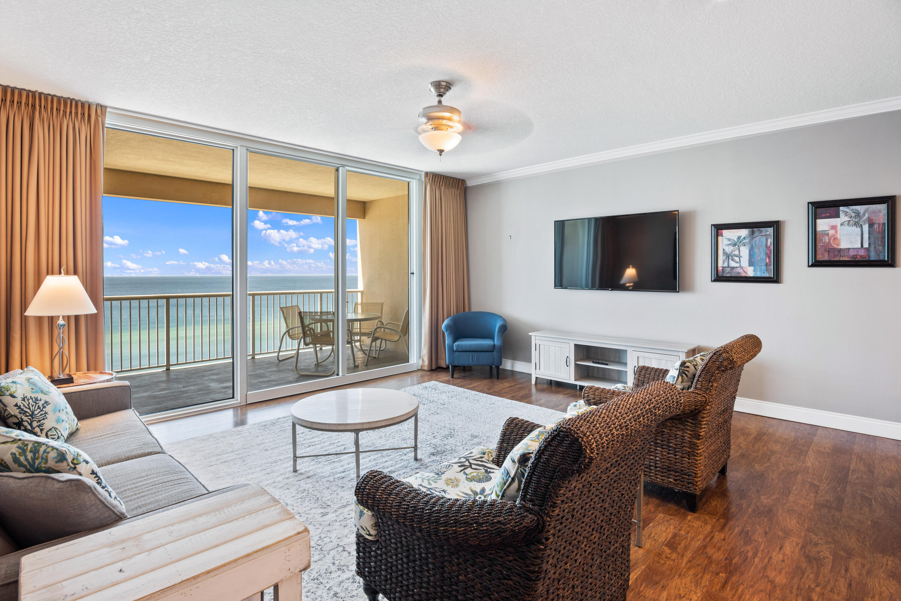 PALAZZO CONDOMINIUM - Residential