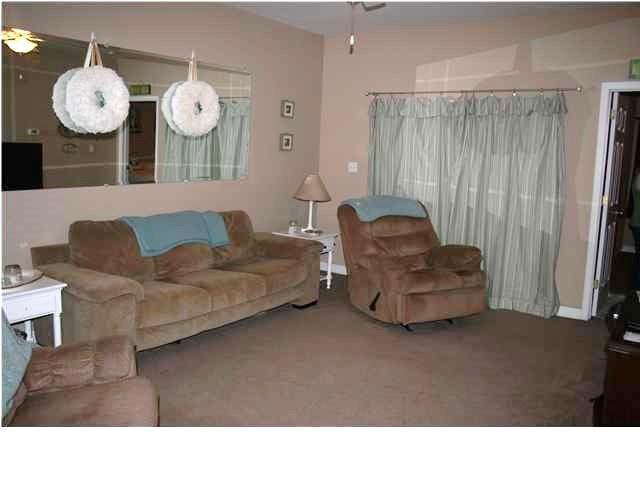 CARONDOLET - Residential Lease