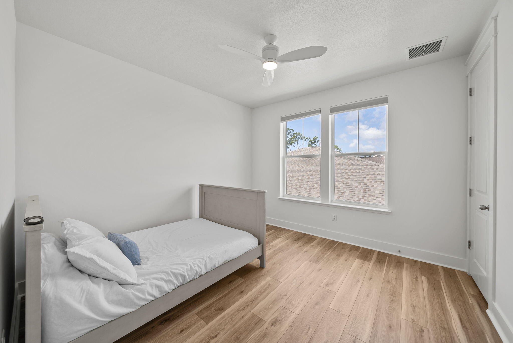 SWEET BAY - Residential