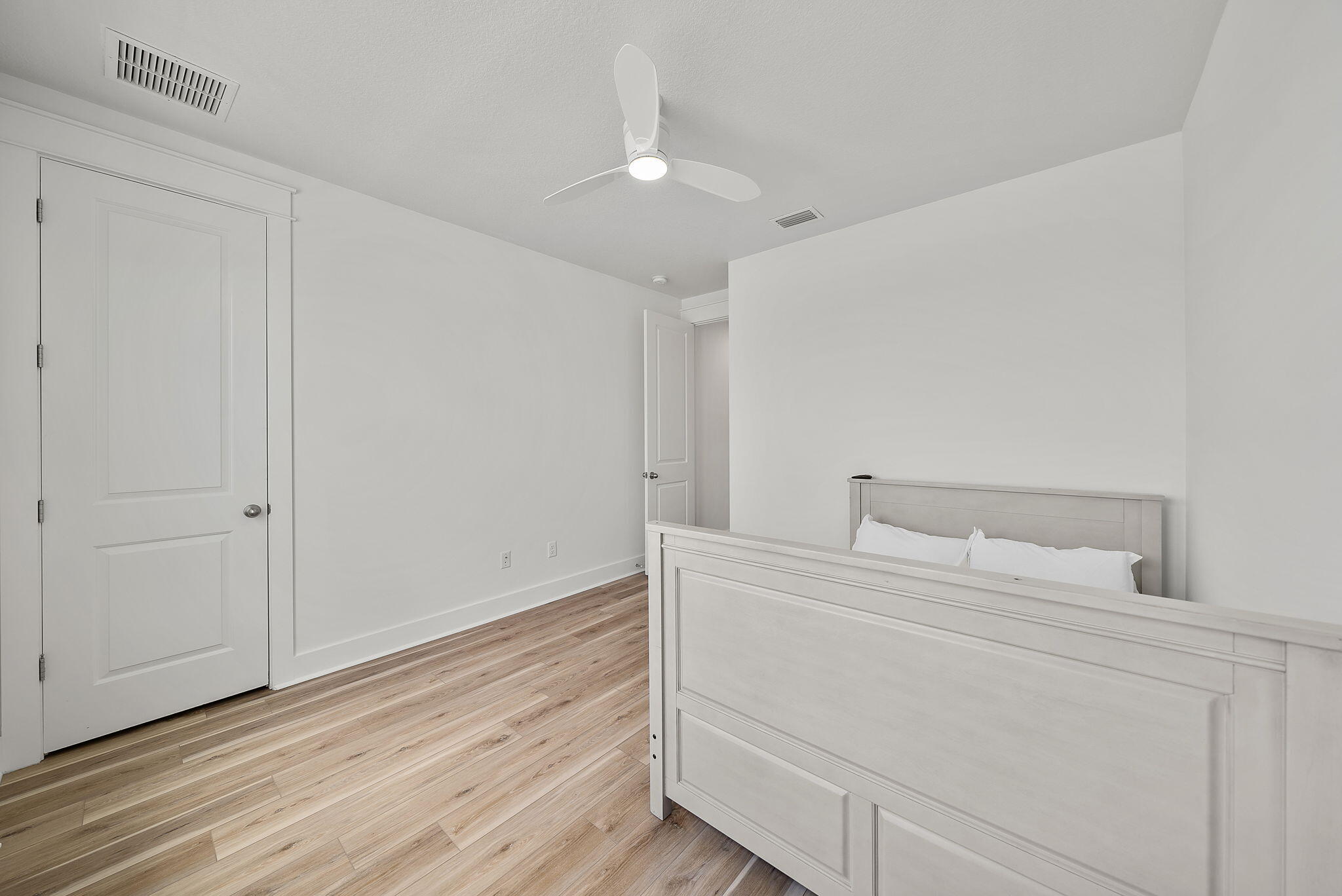 SWEET BAY - Residential