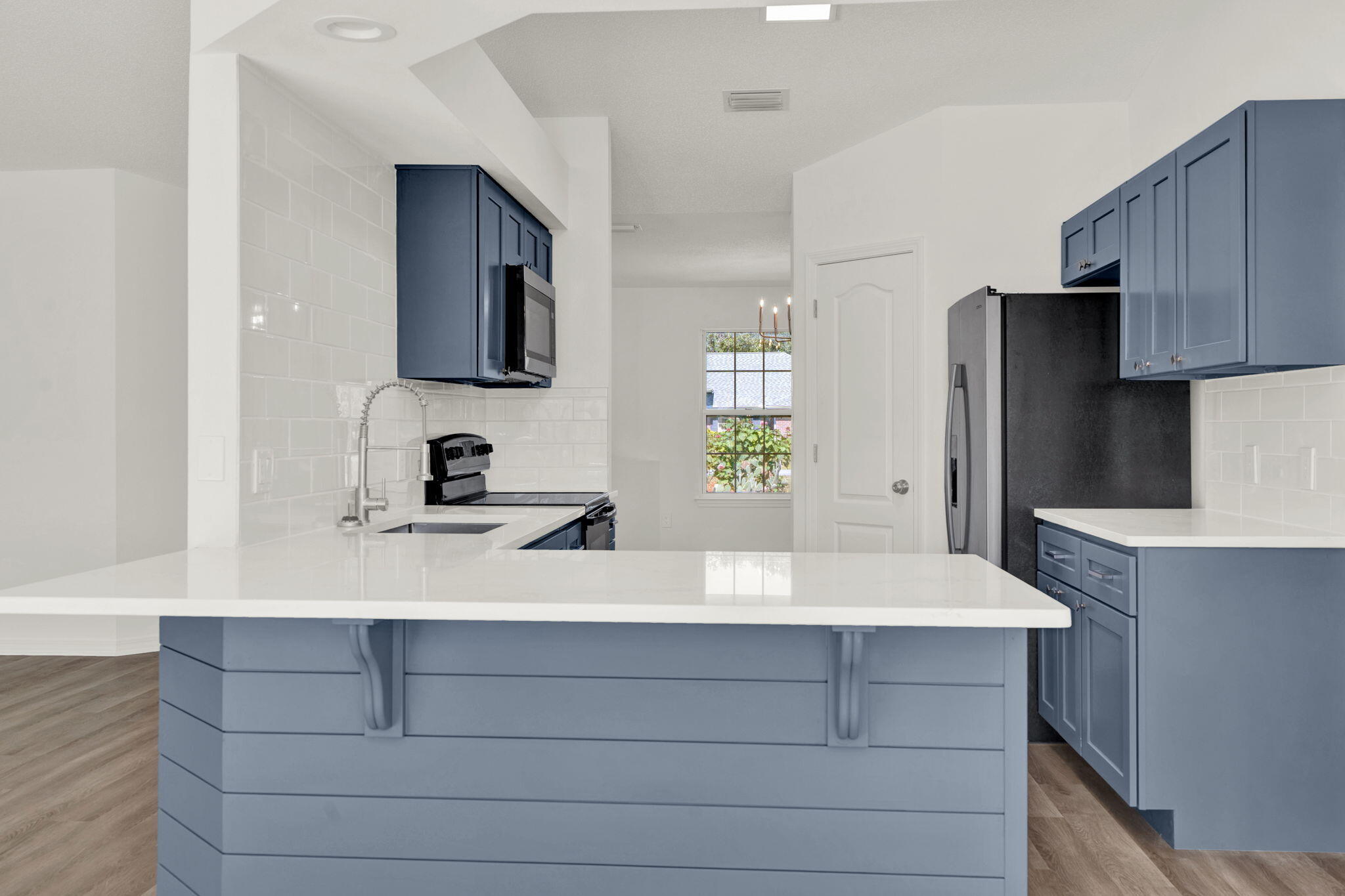 HOLLEY BY THE SEA - Residential