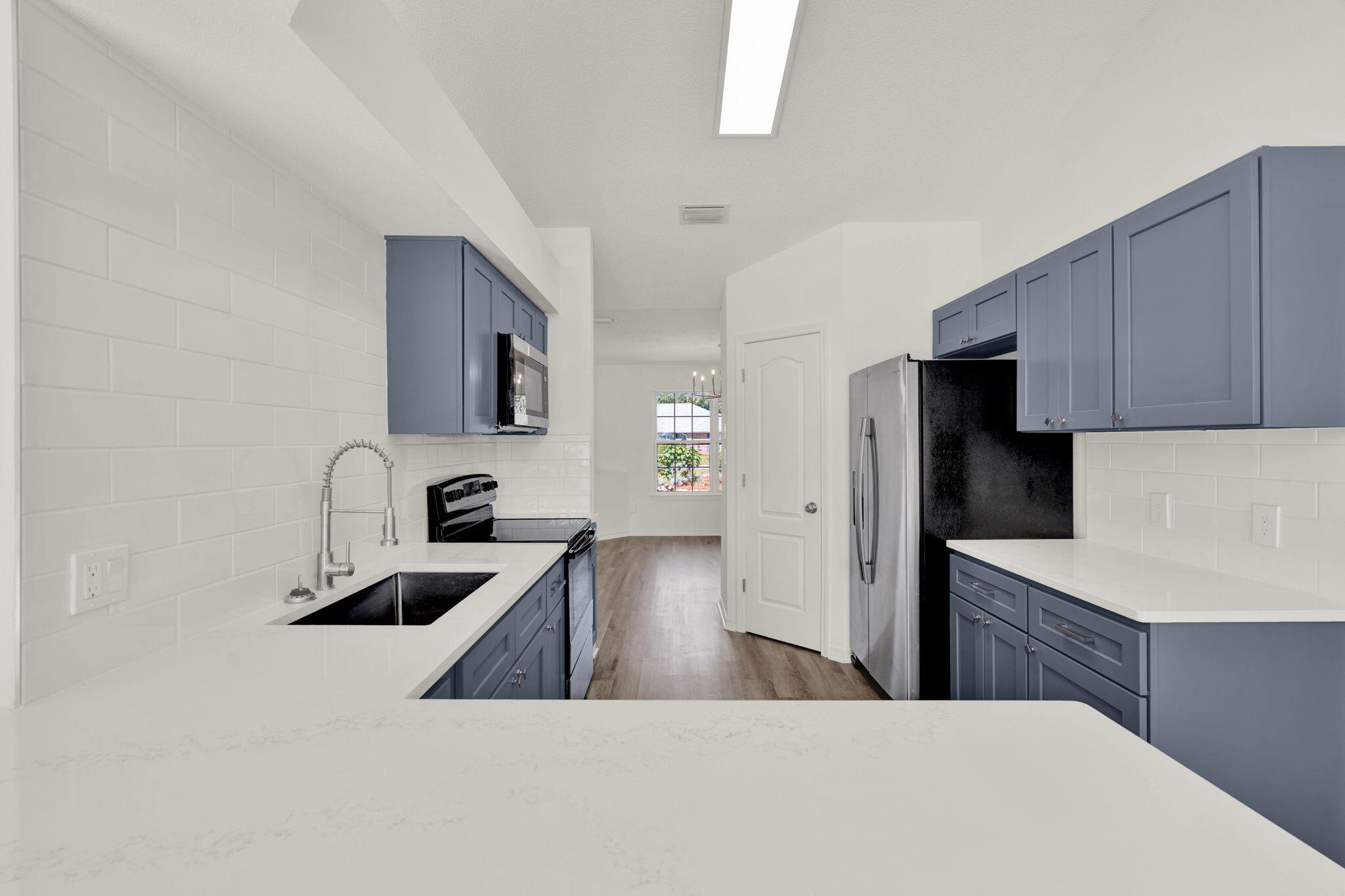 HOLLEY BY THE SEA - Residential