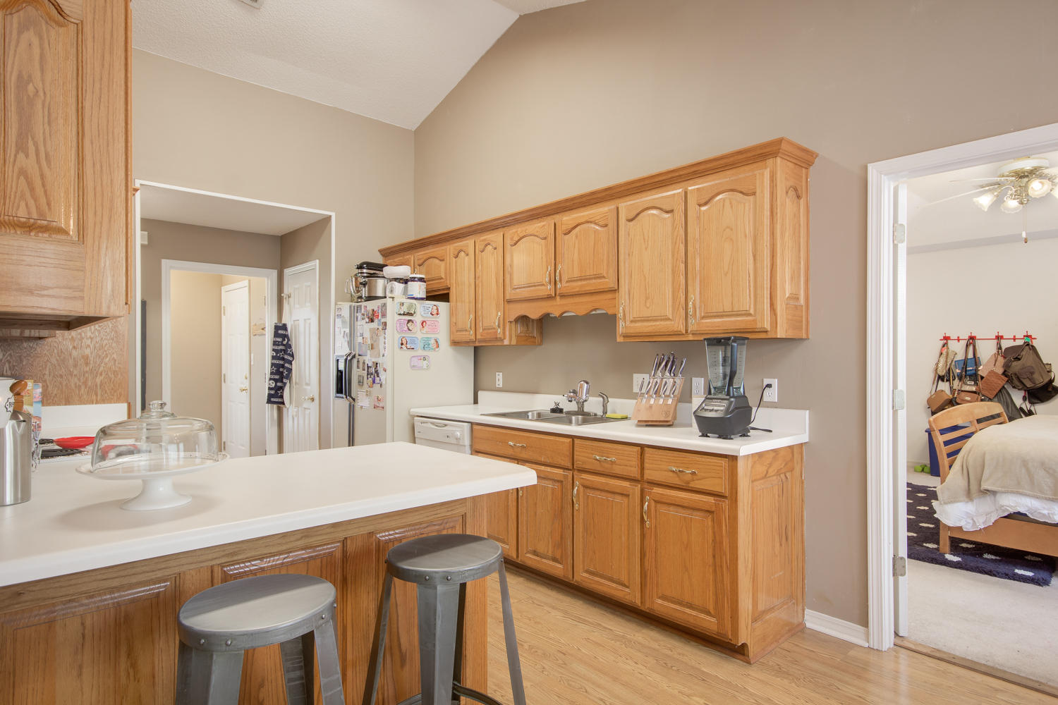 BAREFOOT CREEK - Residential