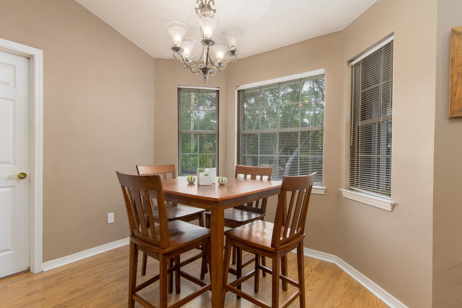 BAREFOOT CREEK - Residential