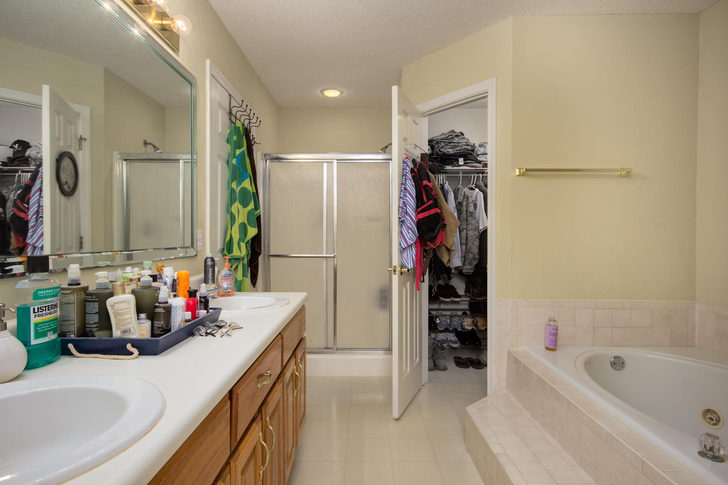 BAREFOOT CREEK - Residential