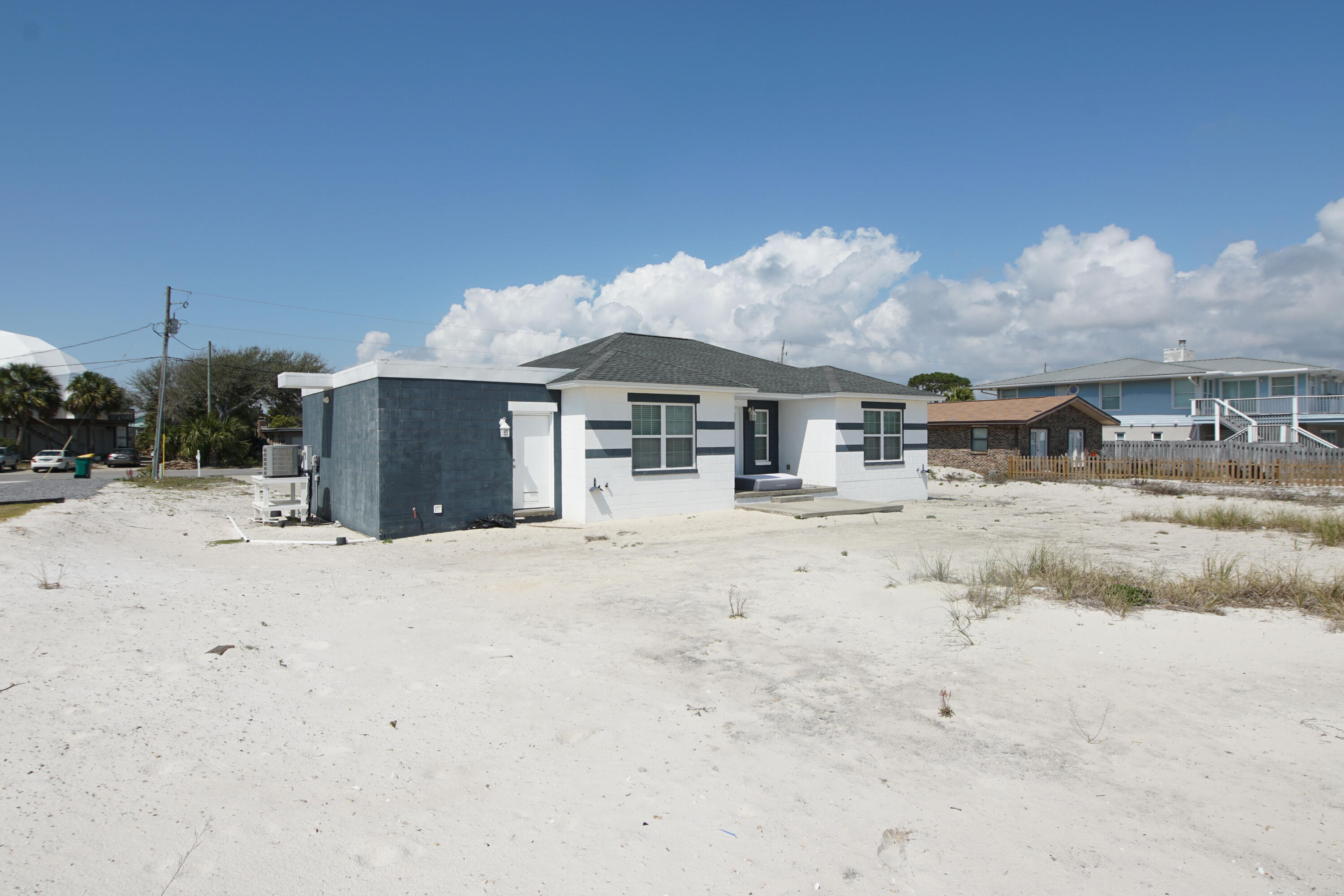 SANTA ROSA ISLAND - Residential