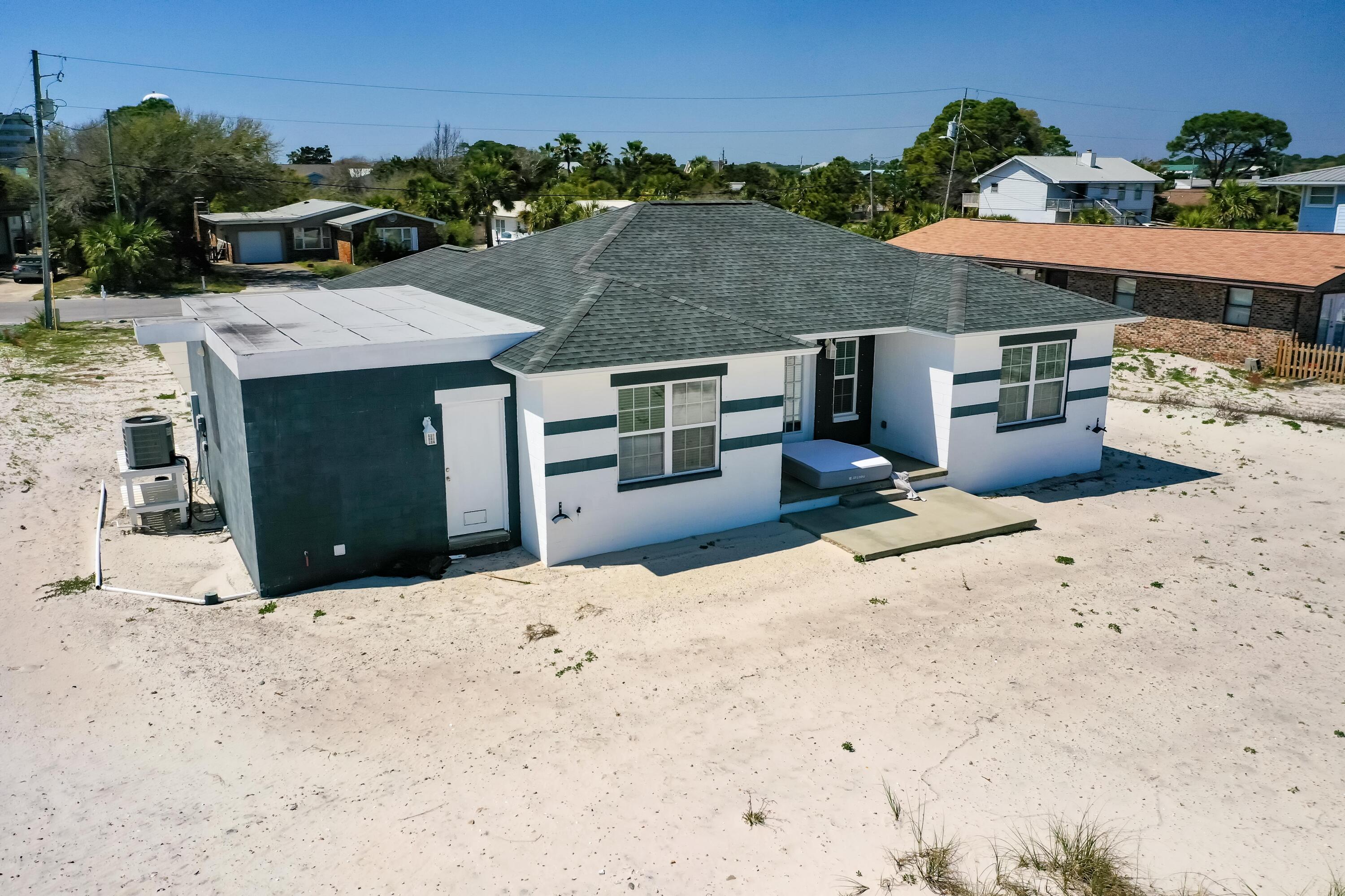 SANTA ROSA ISLAND - Residential