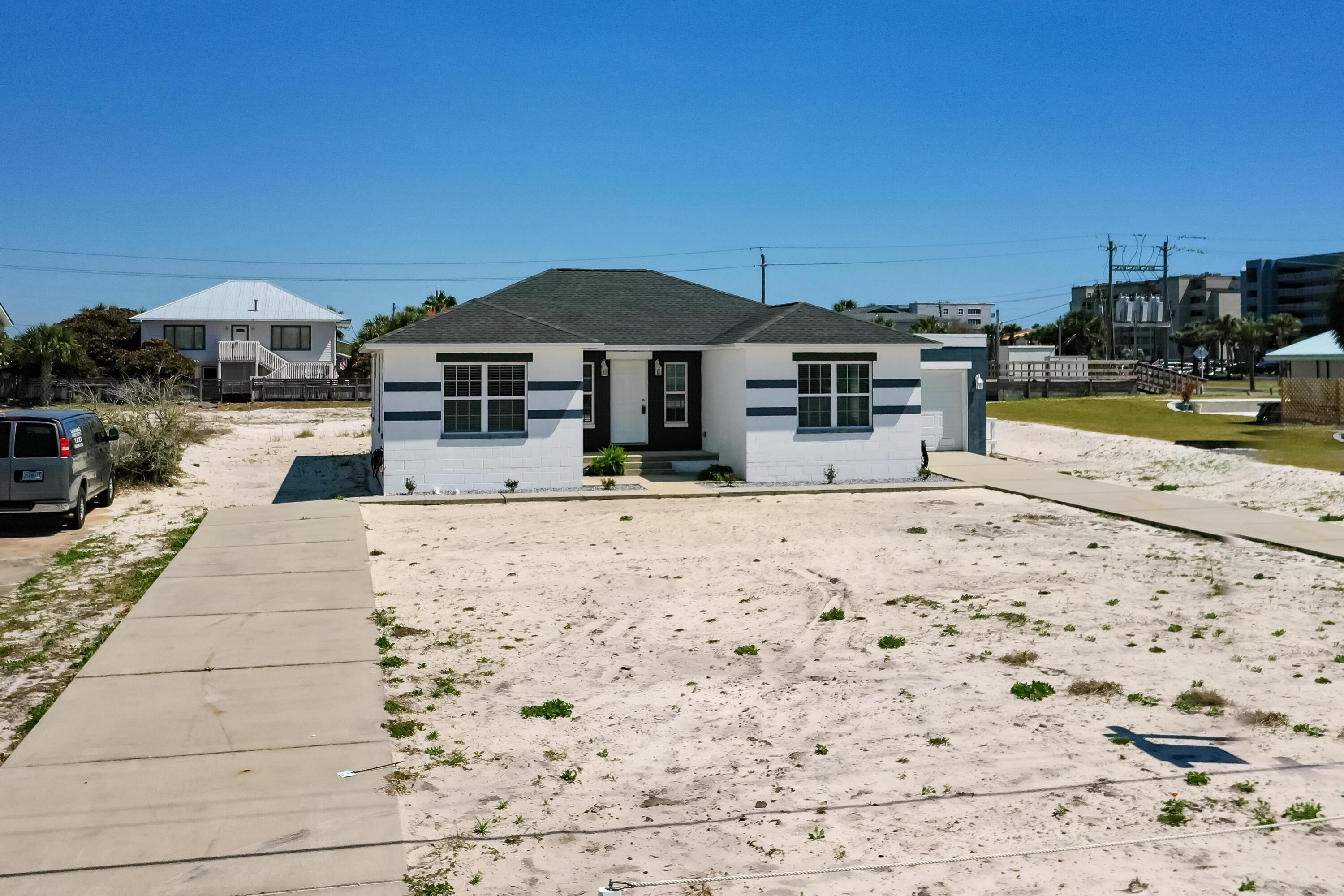 SANTA ROSA ISLAND - Residential