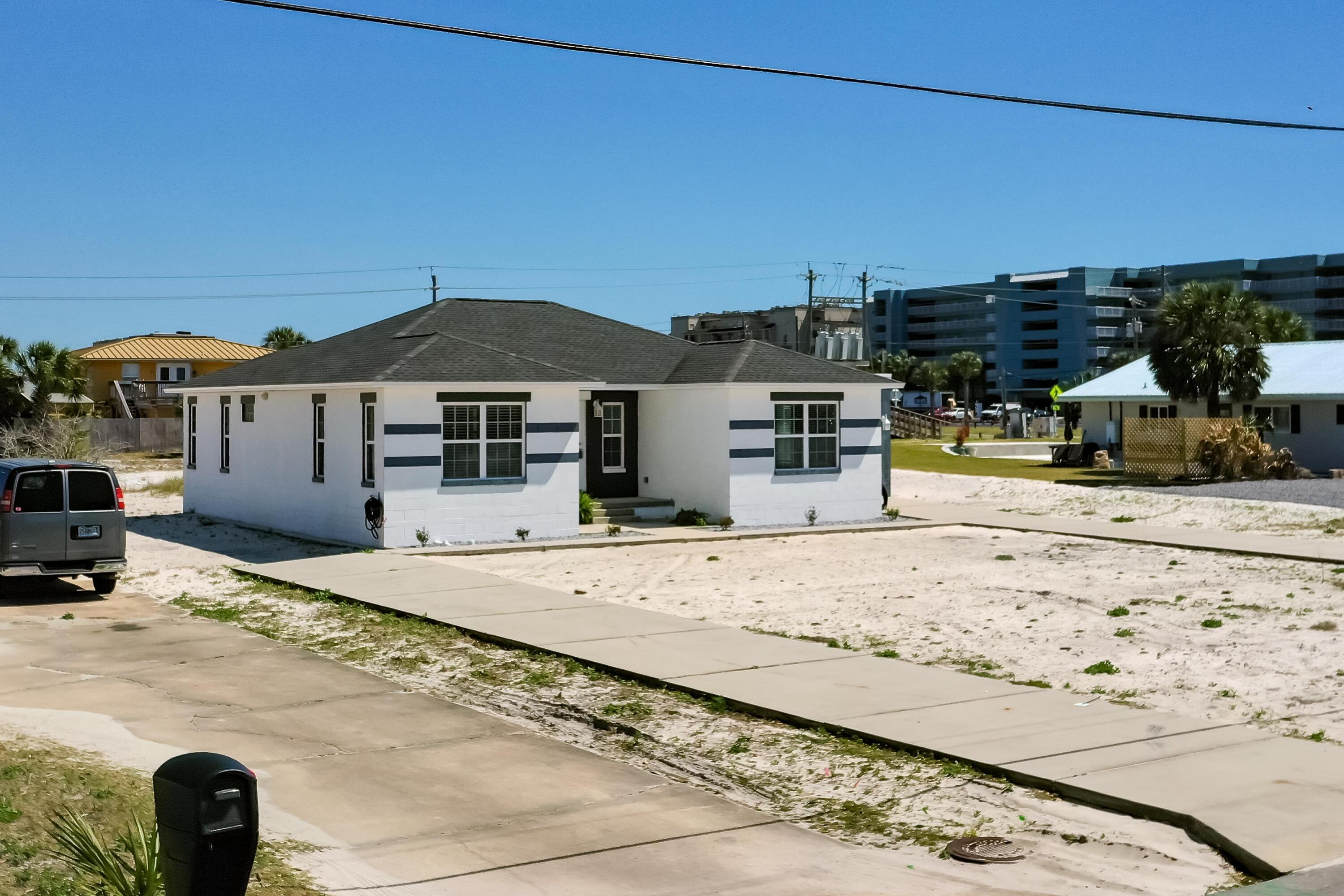 SANTA ROSA ISLAND - Residential
