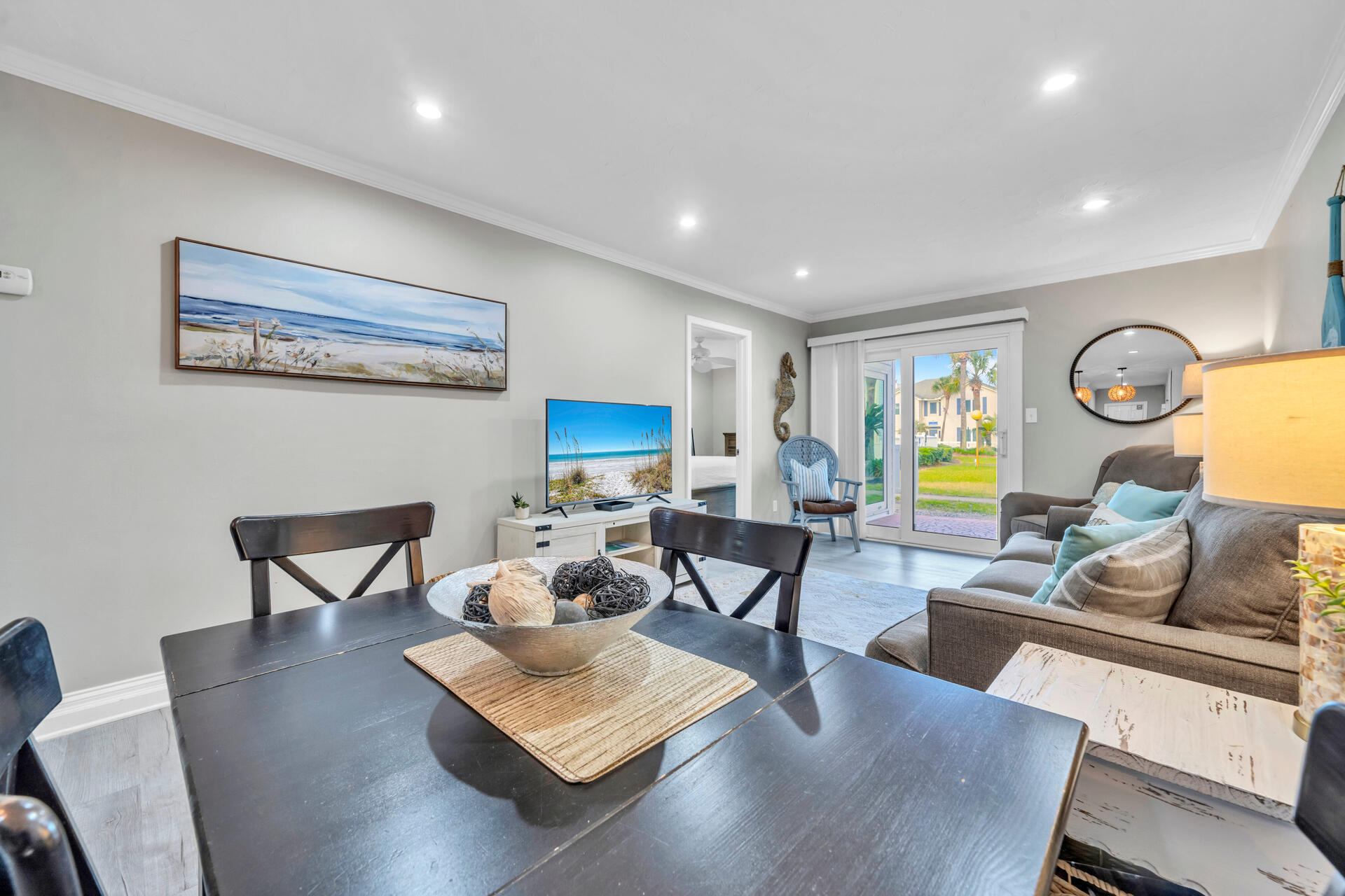 TRADEWIND CONDOS - Residential