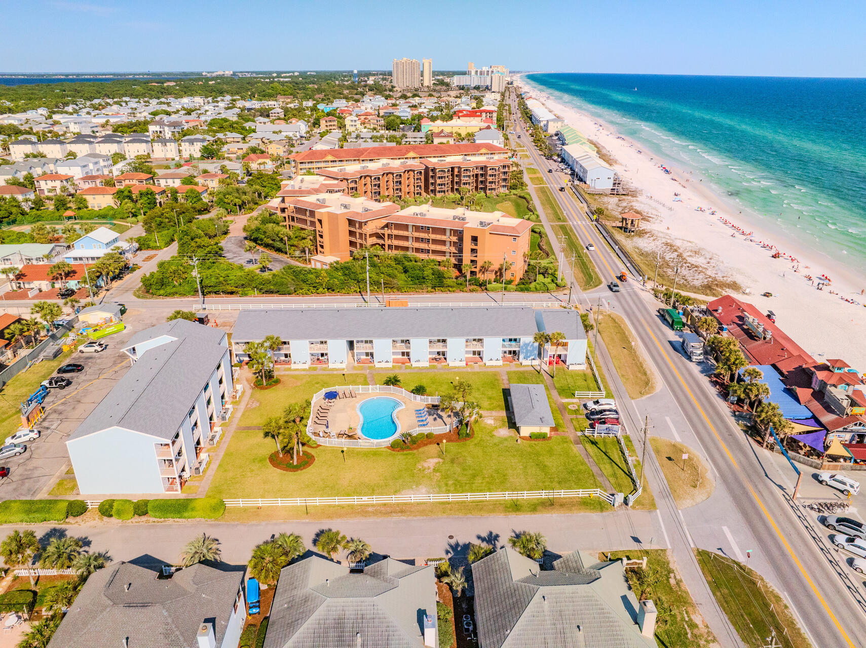 TRADEWIND CONDOS - Residential