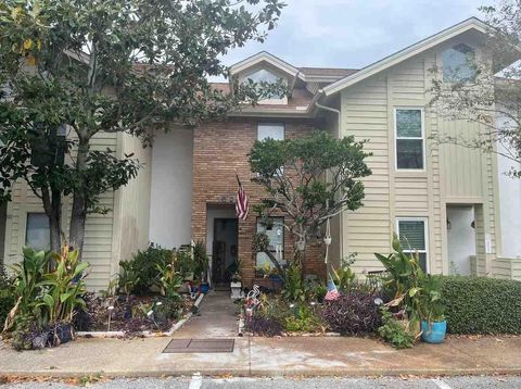 Photo of 3861 Indian Trail #102, Destin, FL 32541 (MLS # 989776)